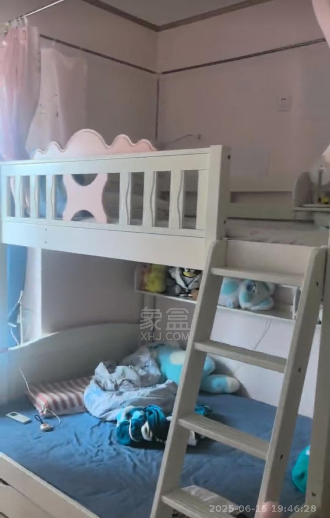 武广国际学苑 3室2厅2卫 2200.0元/月 武广国际学苑 3室2厅2卫 2200.0元/月室内图