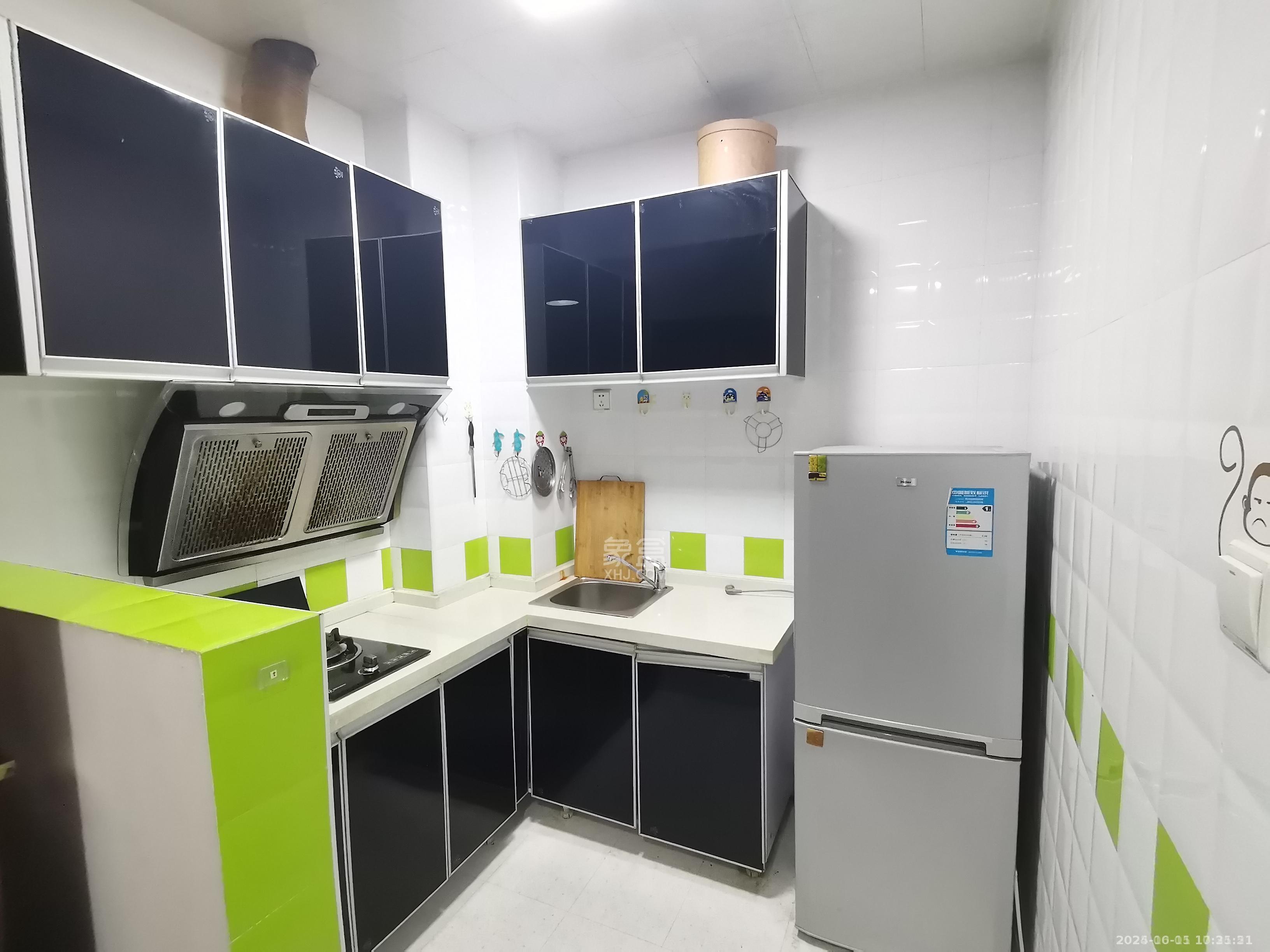 尚格名城向左向右 1室1厅1卫 1400.0元/月 尚格名城向左向右 1室1厅1卫 1400.0元/月室内图