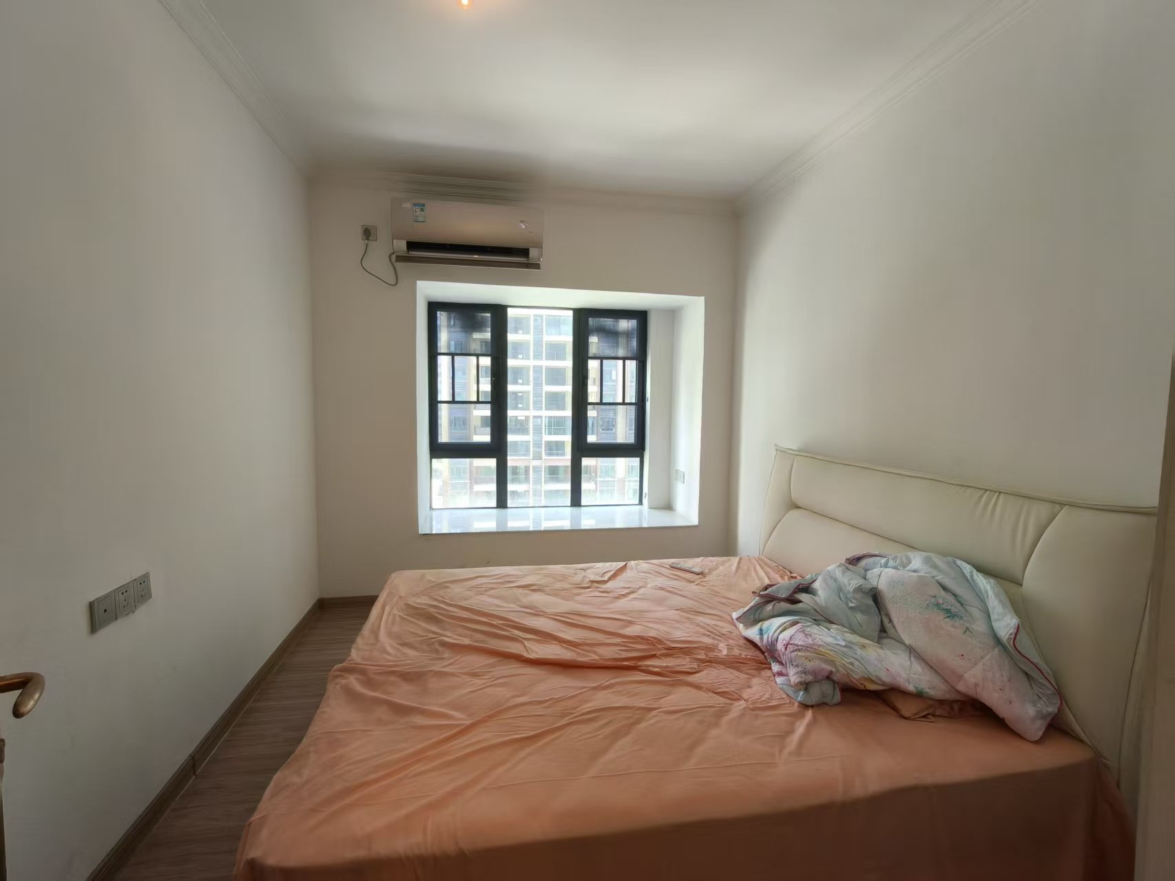 碧桂园梓山府 4室2厅2卫 2400.0元/月 碧桂园梓山府 4室2厅2卫 2400.0元/月室内图