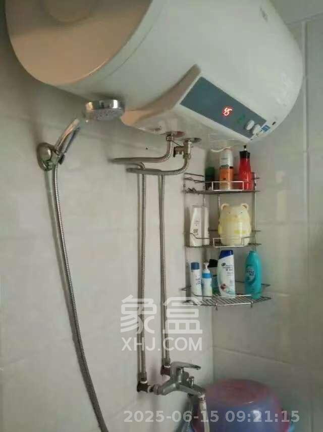 万博汇  2室2厅1卫   2300.00元/月室内图