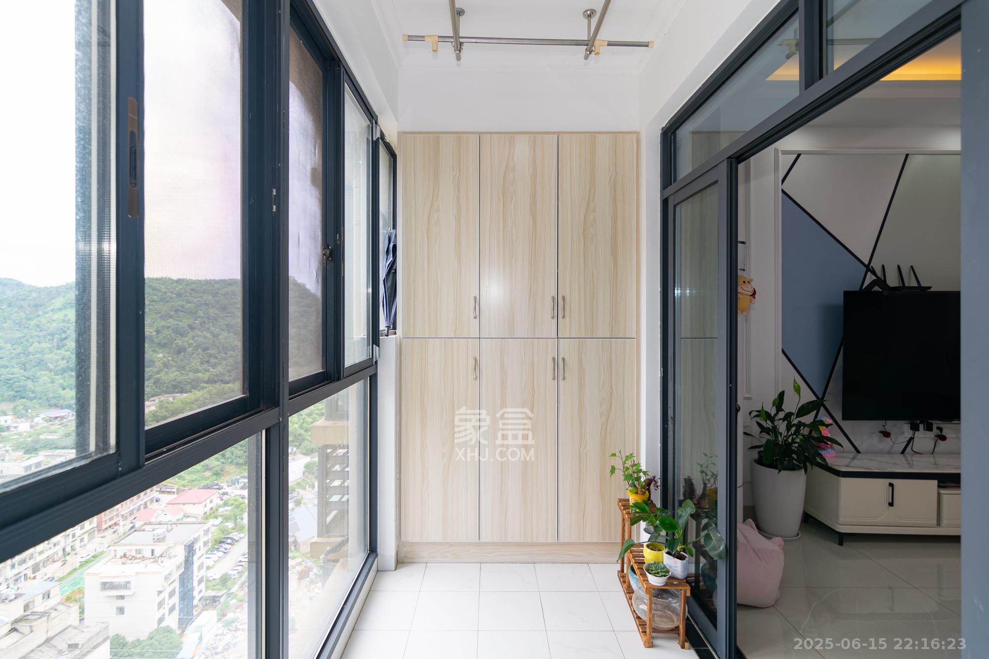 澳海月亮湾 3室2厅2卫 82.8万 澳海月亮湾 3室2厅2卫 82.8万阳台