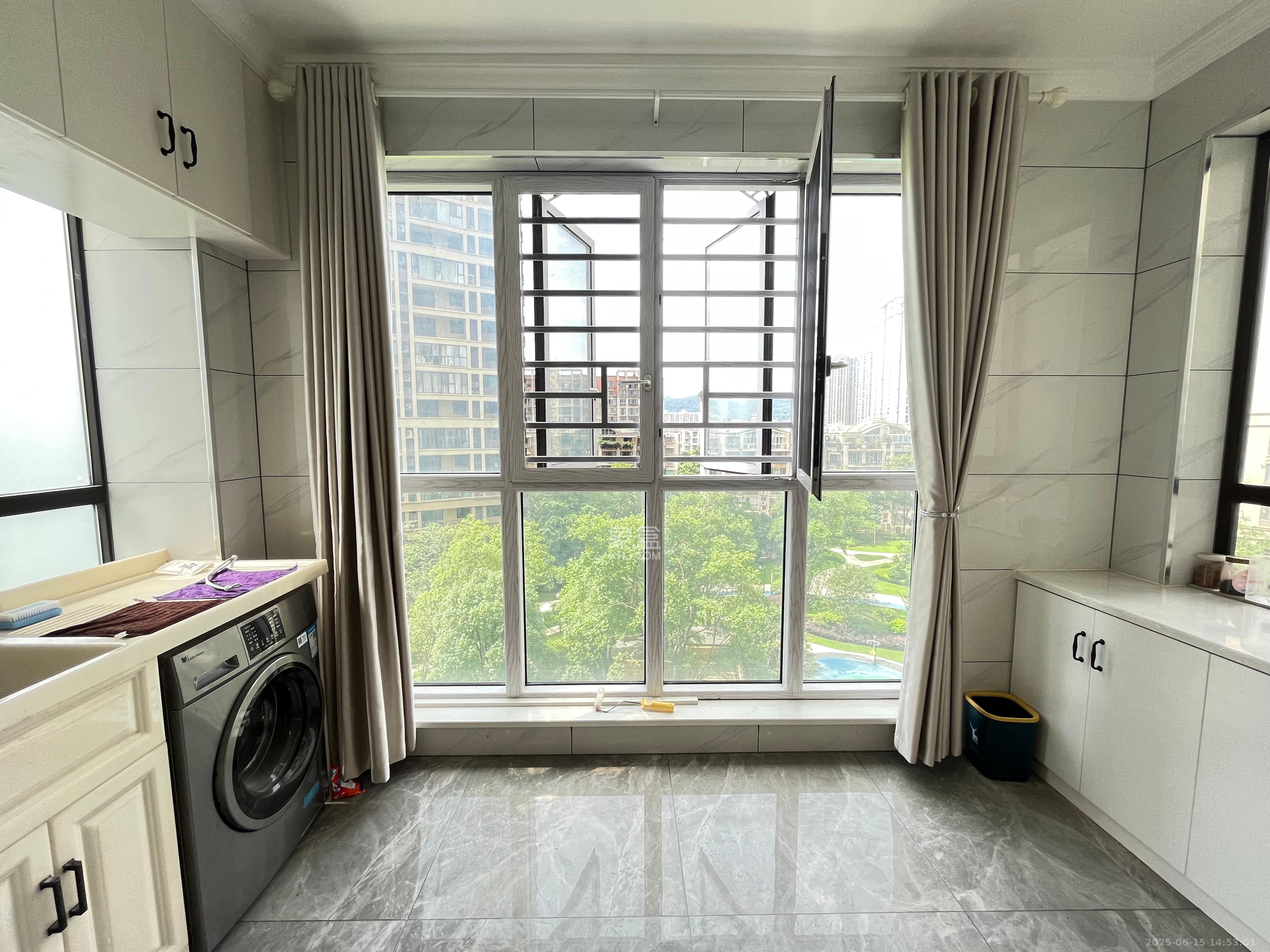 融创融公馆(融创臻苑)  4室2厅2卫    3000.0元/月 融创融公馆(融创臻苑)  4室2厅2卫    3000.0元/月室内图