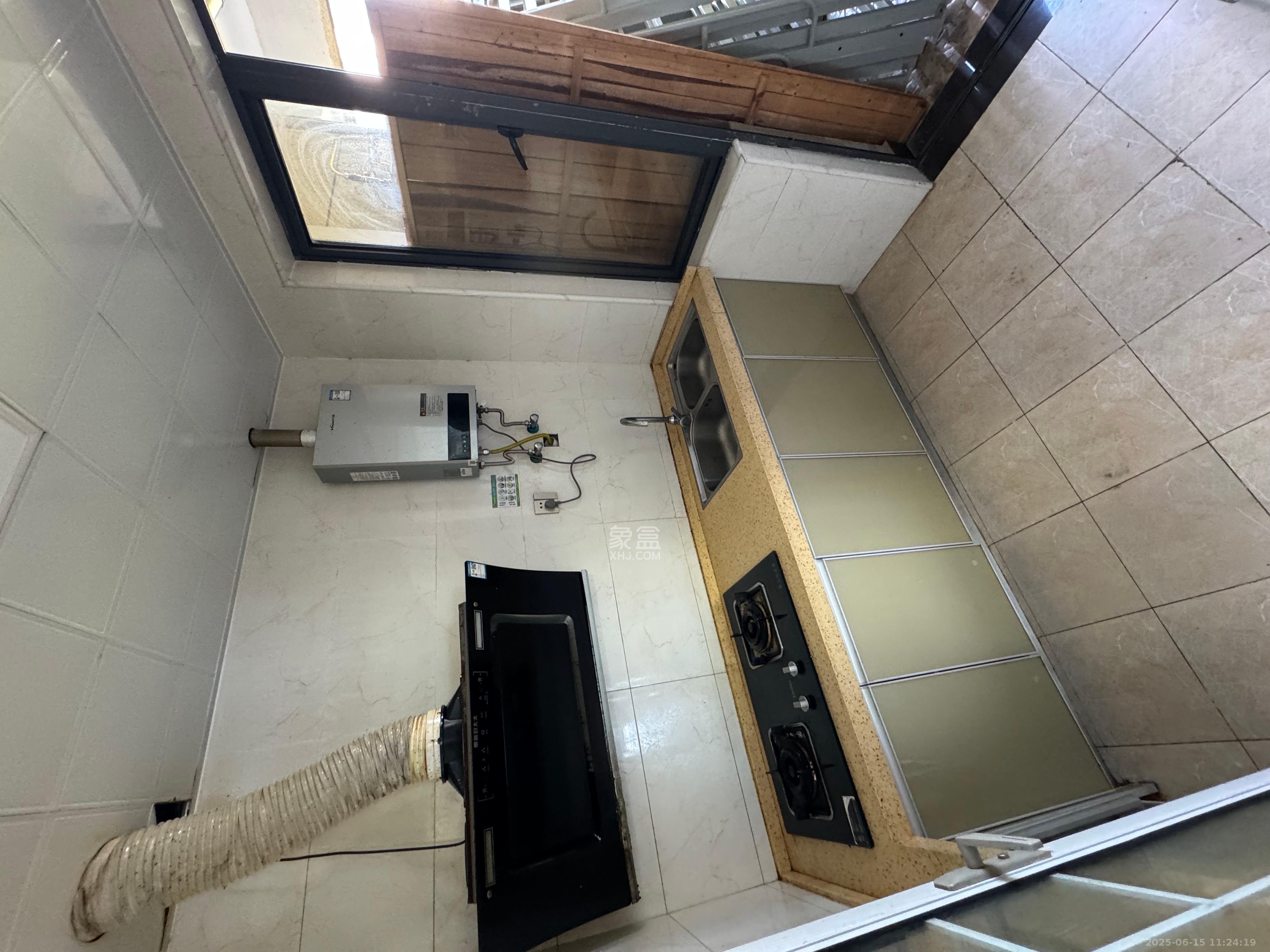 黄荆小区  1室0厅0卫    1300.0元/月室内图