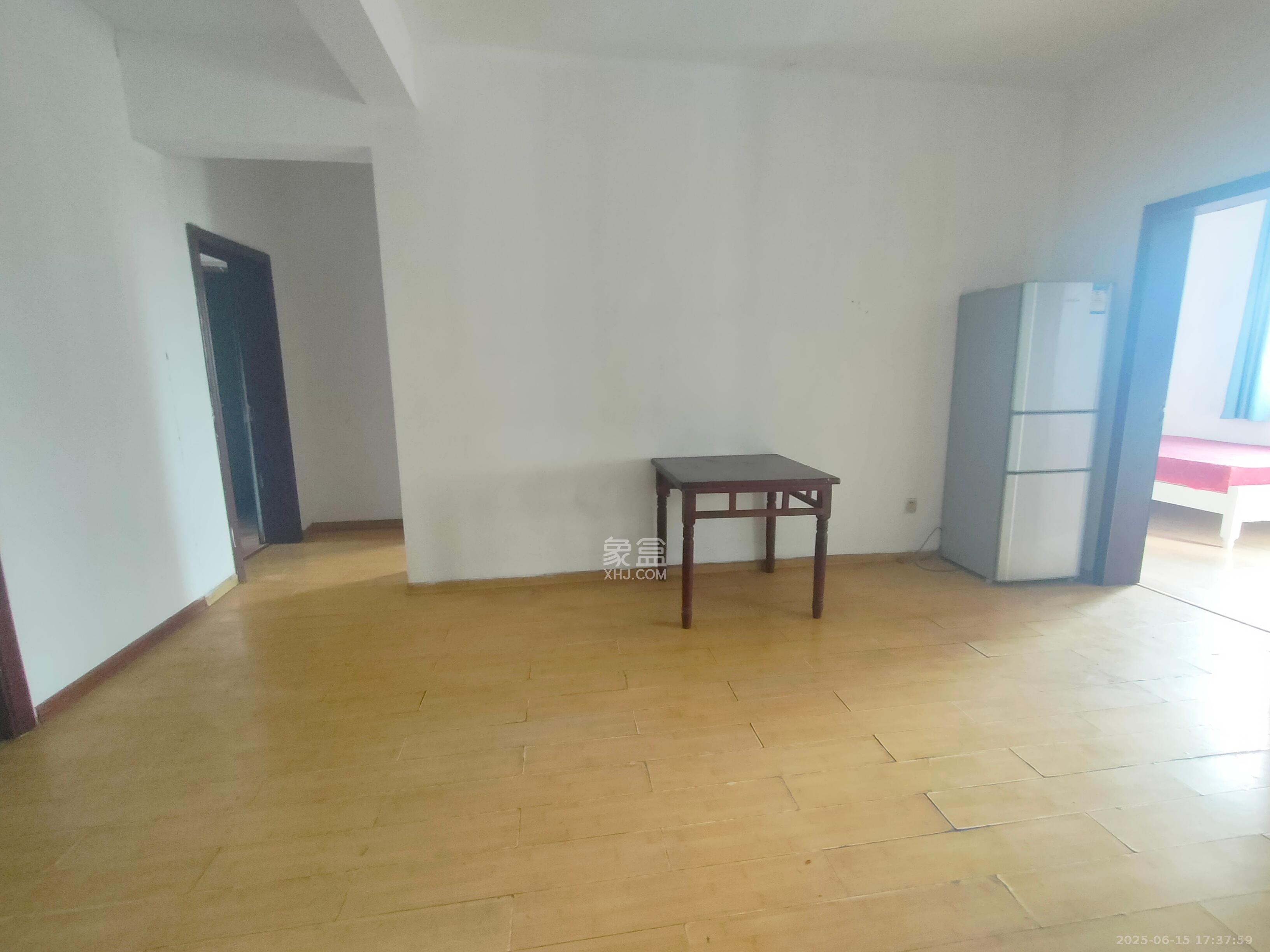 楚江华庭(楚轩公馆) 5室2厅2卫 2400.0元/月 楚江华庭(楚轩公馆) 5室2厅2卫 2400.0元/月室内图