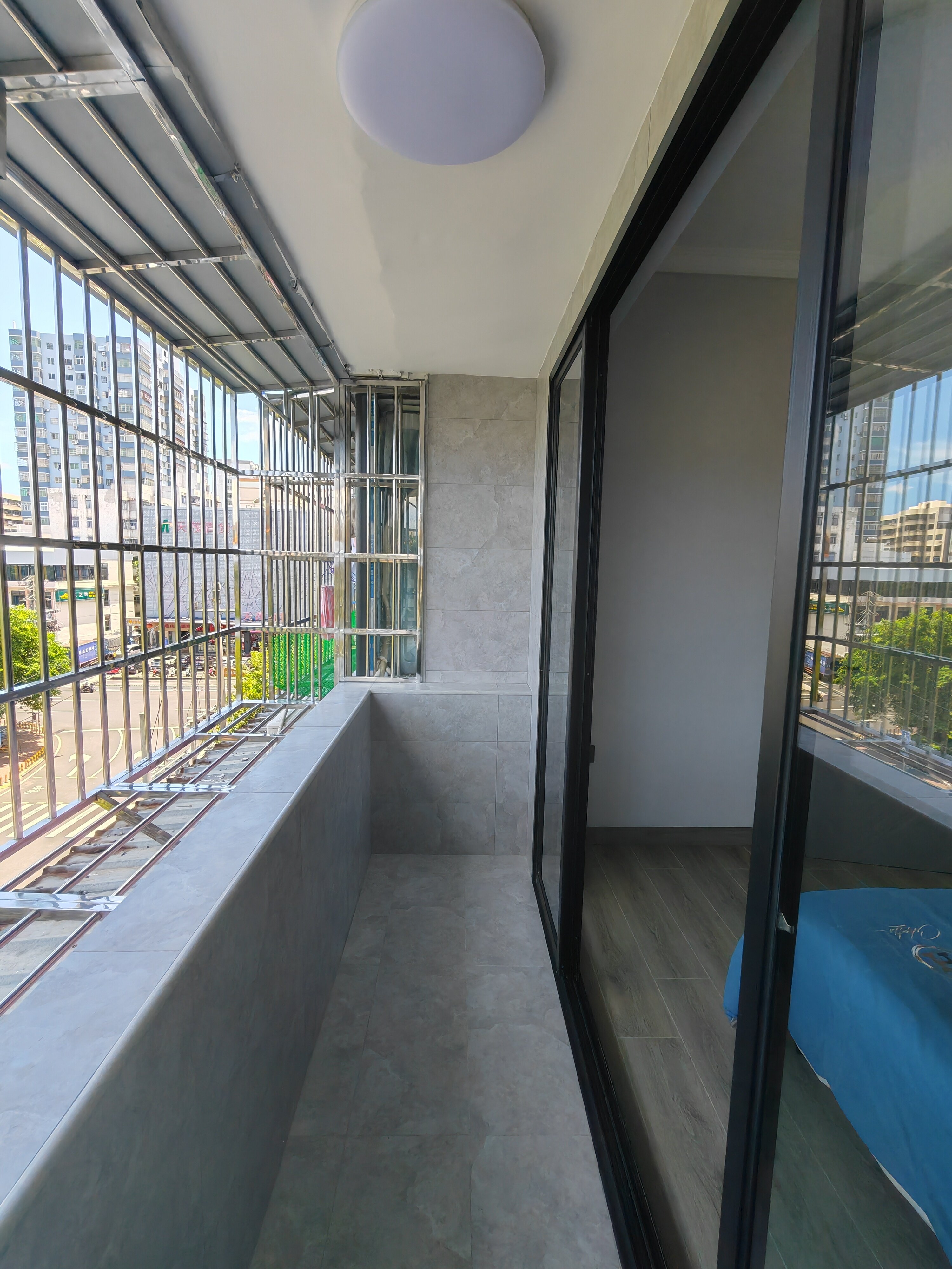 嵩阳大厦 1室1厅1卫 43.0万 嵩阳大厦 1室1厅1卫 43.0万客厅