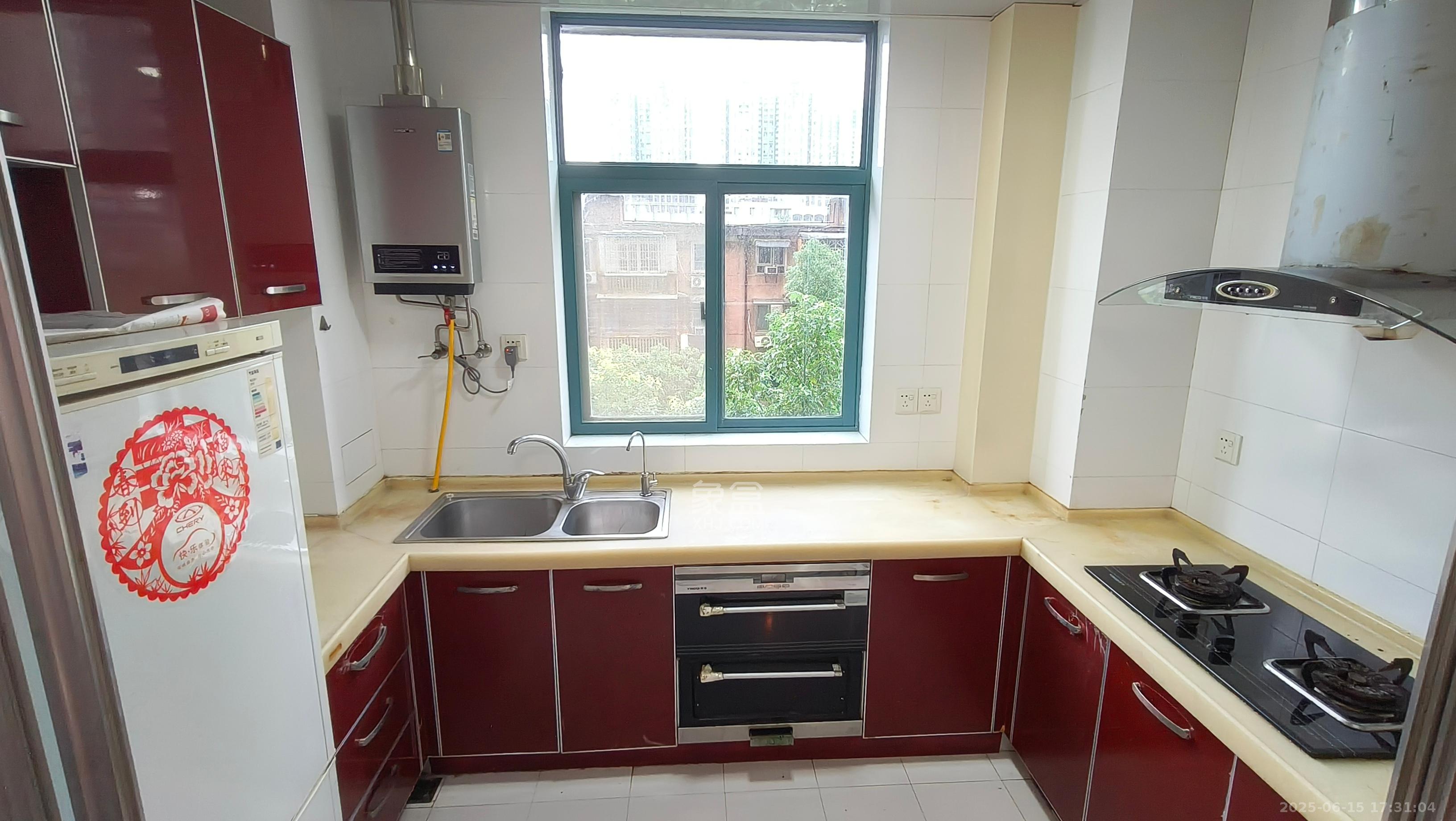 中江国际花城 3室2厅2卫 3200.0元/月 中江国际花城 3室2厅2卫 3200.0元/月室内图