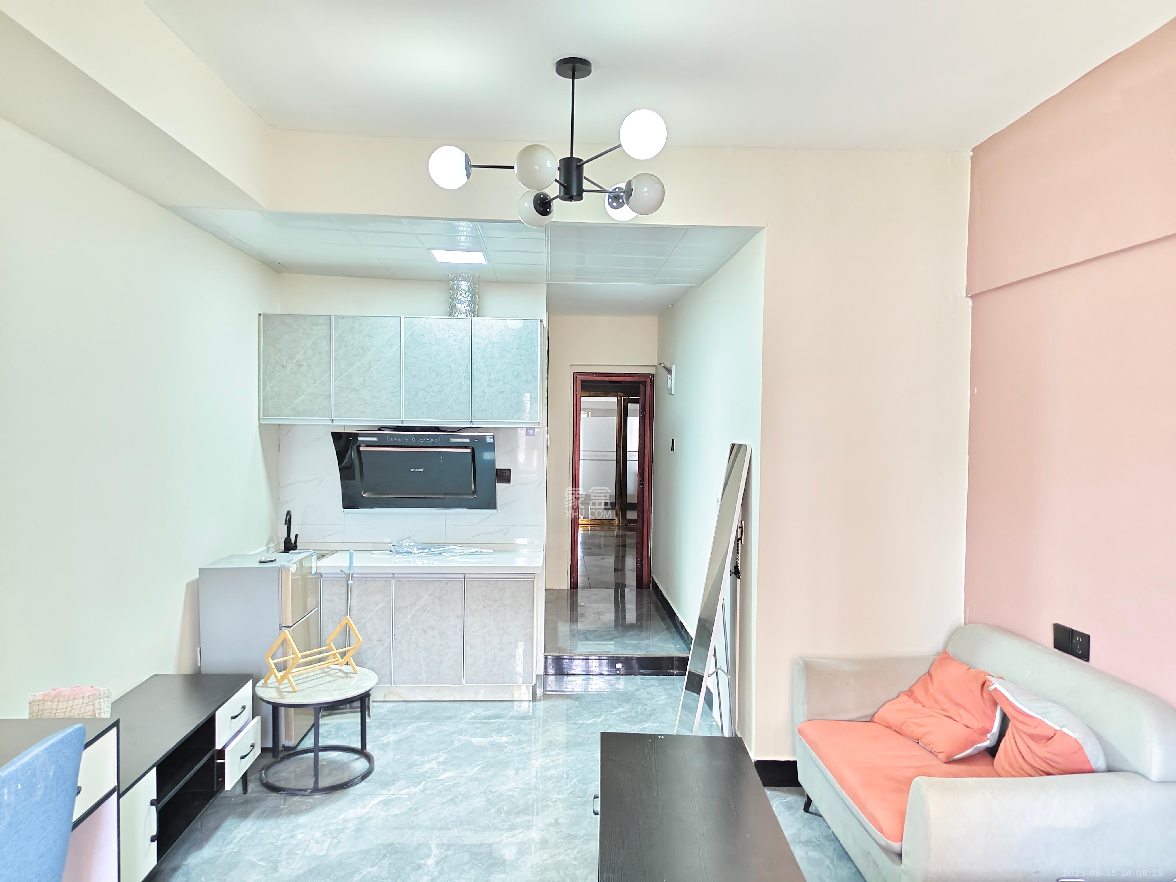 COCO蜜城 1室1厅1卫 1400.0元/月 COCO蜜城 1室1厅1卫 1400.0元/月室内图