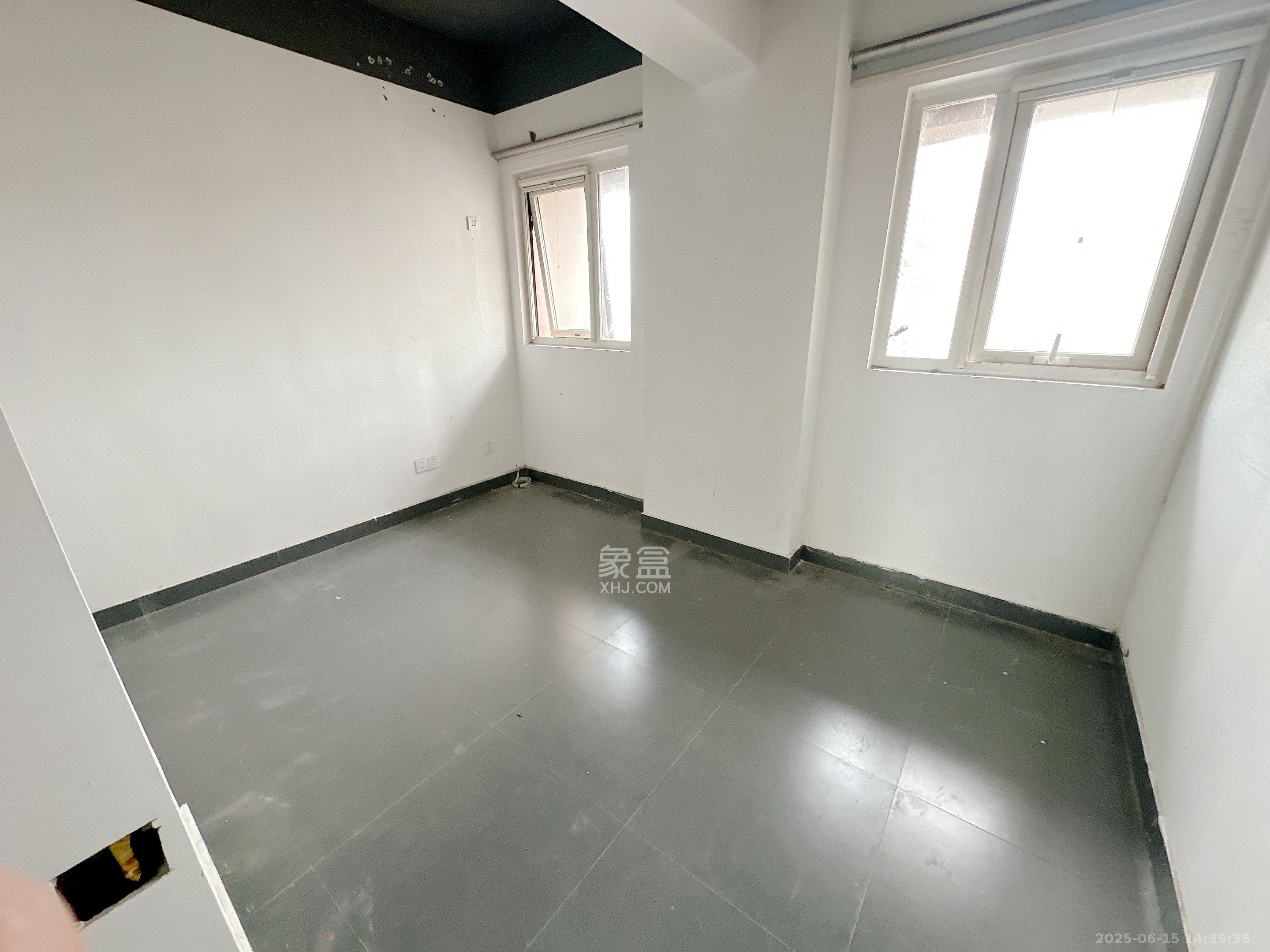 北辰三角洲B1E1区 10室2厅1卫 15800.0元/月 北辰三角洲B1E1区 10室2厅1卫 15800.0元/月室内图