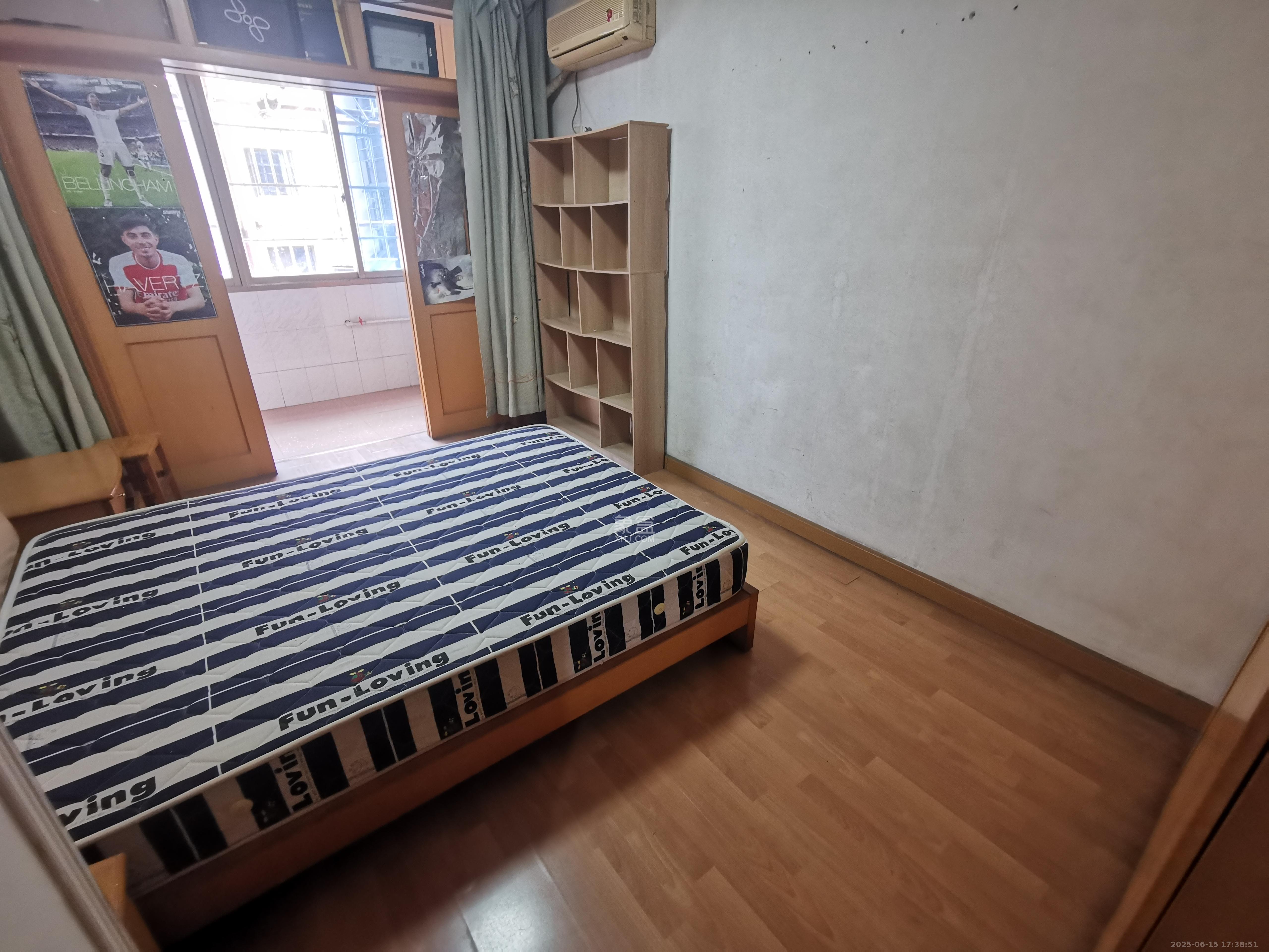 学院新村 3室1厅1卫 3600.0元/月 学院新村 3室1厅1卫 3600.0元/月室内图