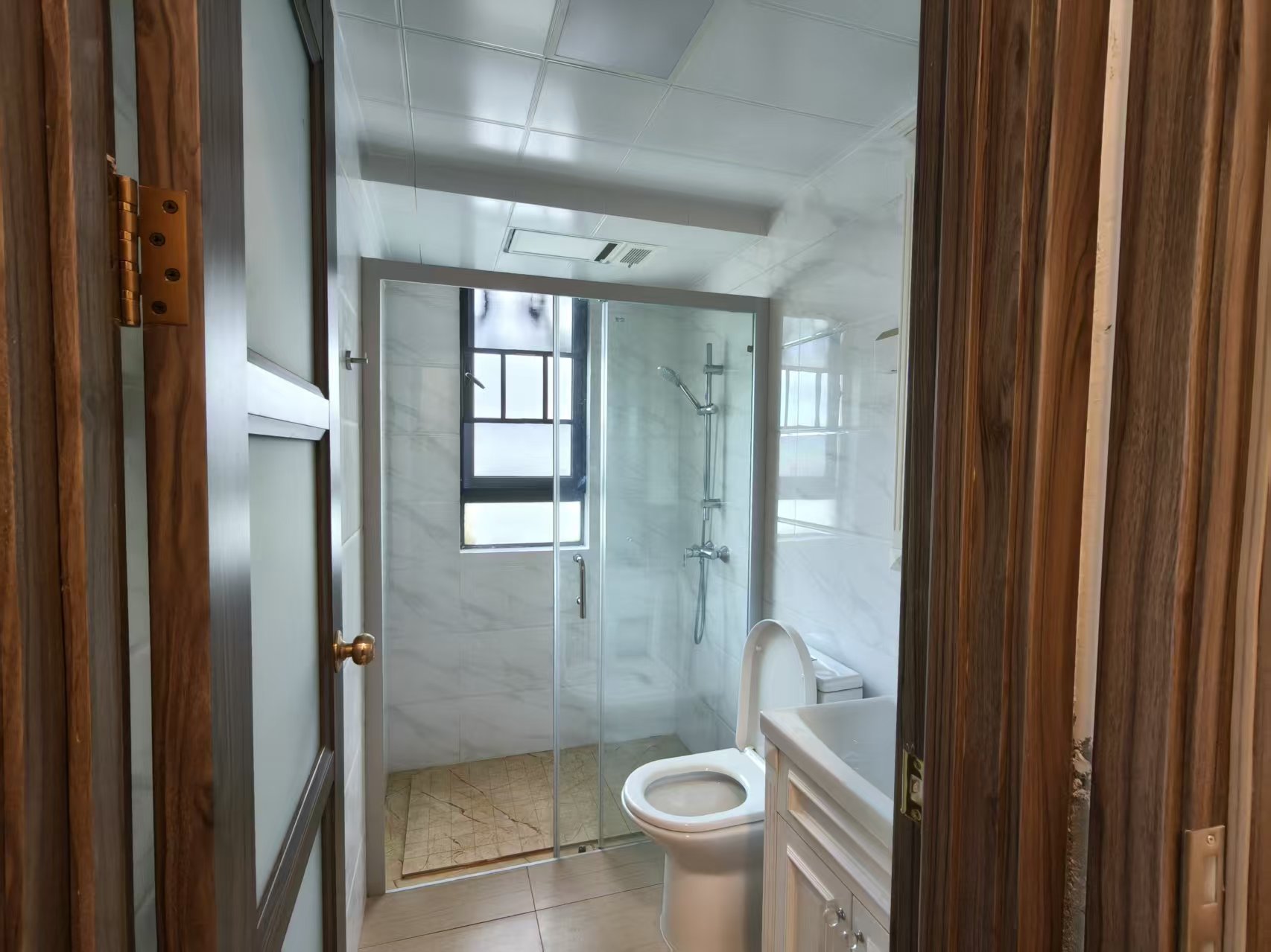 碧桂园梓山府 4室2厅2卫 2400.0元/月 碧桂园梓山府 4室2厅2卫 2400.0元/月室内图