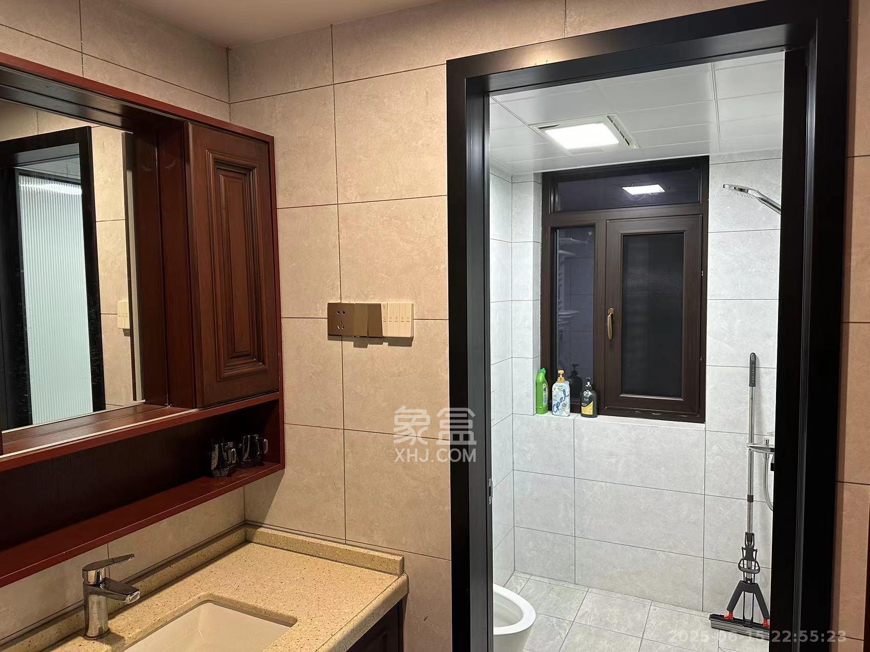 北辰三角洲C2区  3室2厅2卫   5000.00元/月室内图