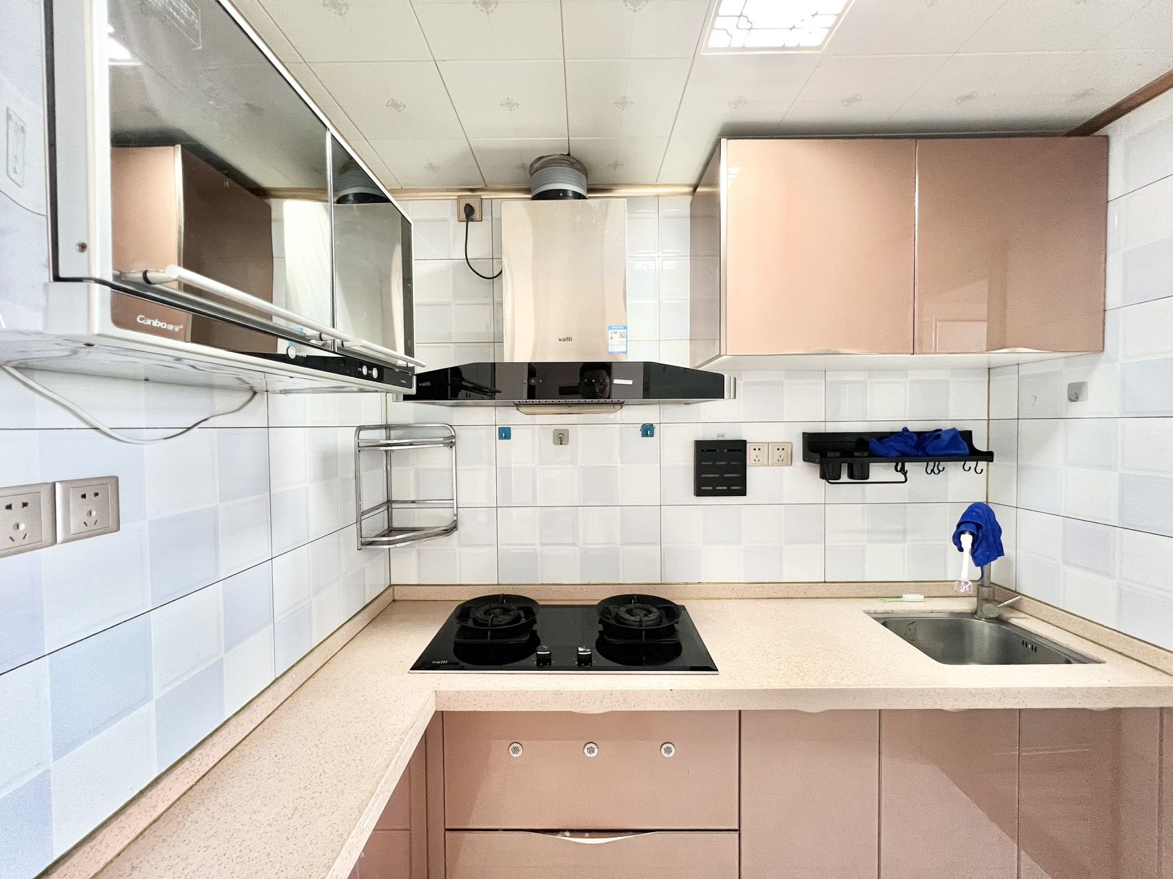 万达广场骏豪仕家(万达公馆)  3室2厅1卫    2800.0元/月 万达广场骏豪仕家(万达公馆)  3室2厅1卫    2800.0元/月室内图