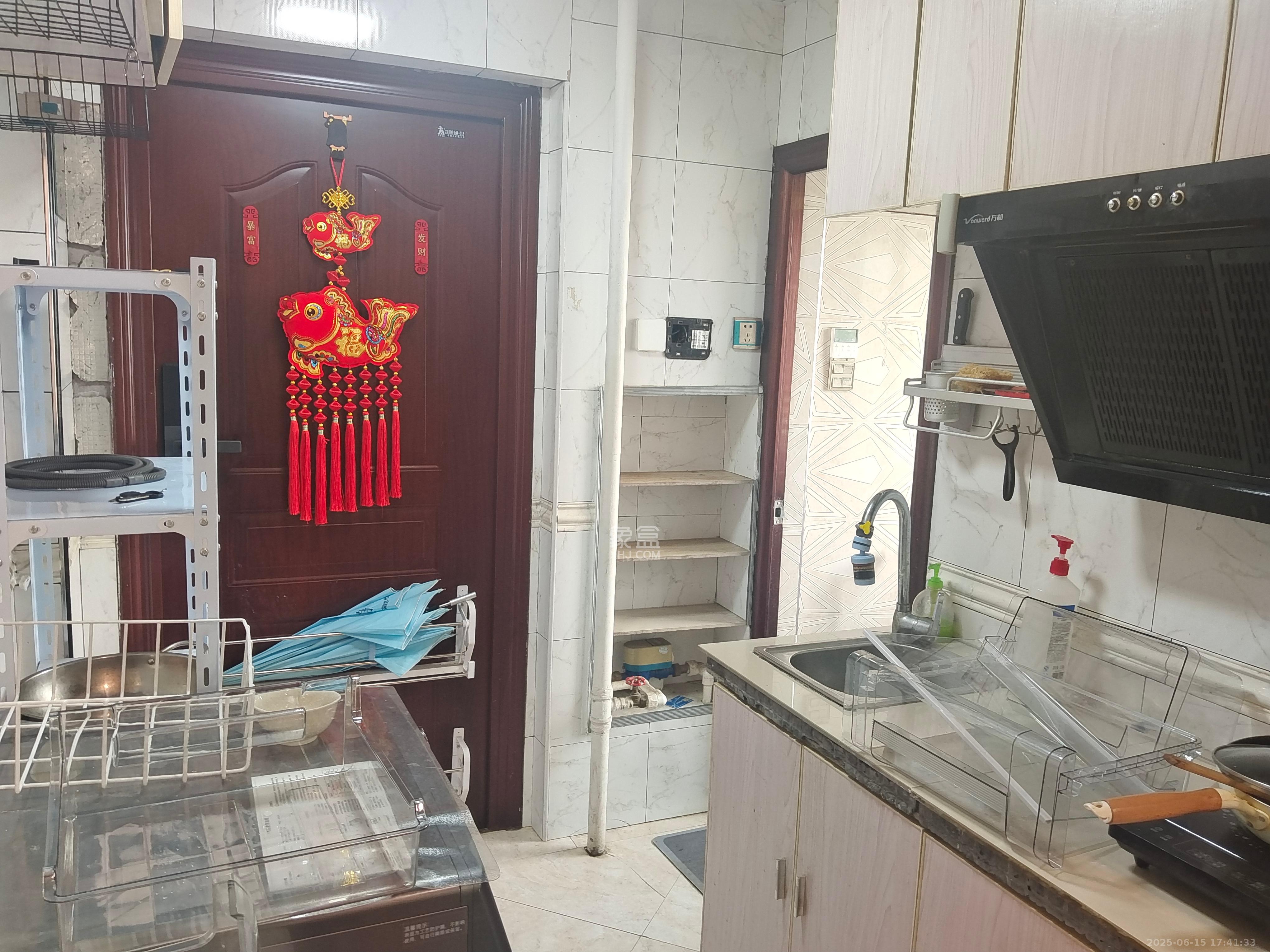 鑫远熙山 1室1厅1卫 1500.0元/月 鑫远熙山 1室1厅1卫 1500.0元/月室内图