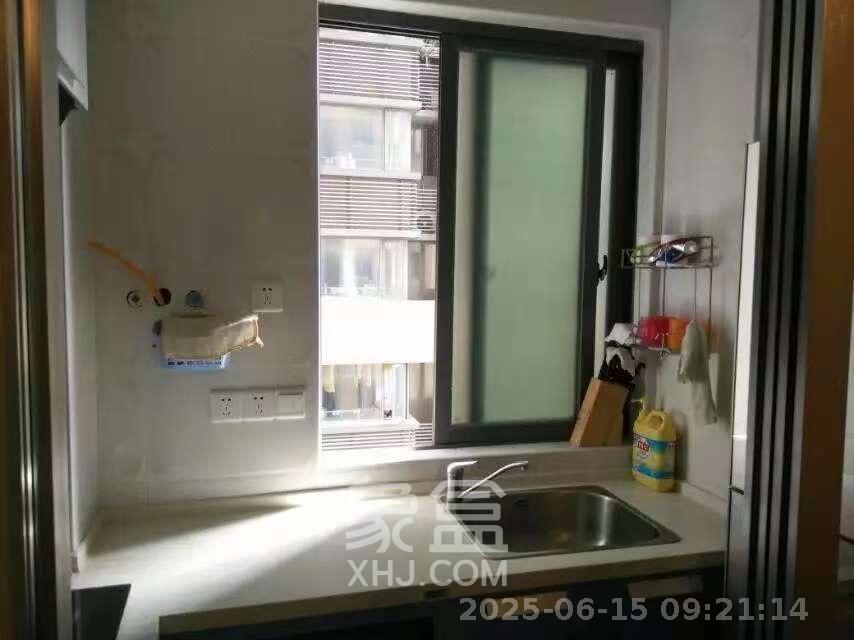 万博汇  2室2厅1卫   2300.00元/月室内图