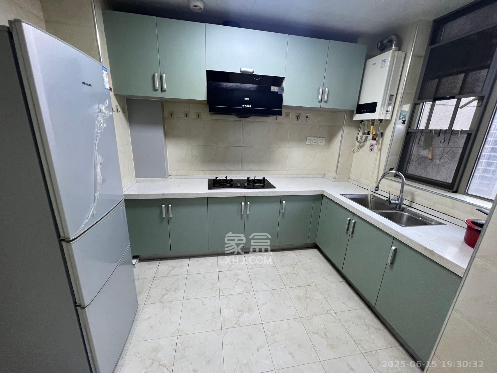 梅溪湖金茂悦(金悦雅苑) 4室2厅2卫 3800.0元/月 梅溪湖金茂悦(金悦雅苑) 4室2厅2卫 3800.0元/月室内图