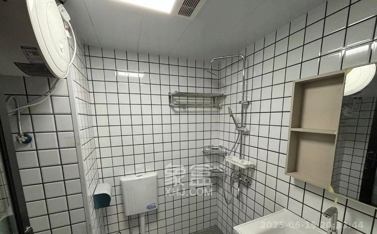 莲馨苑  1室1厅1卫   1450.00元/月室内图