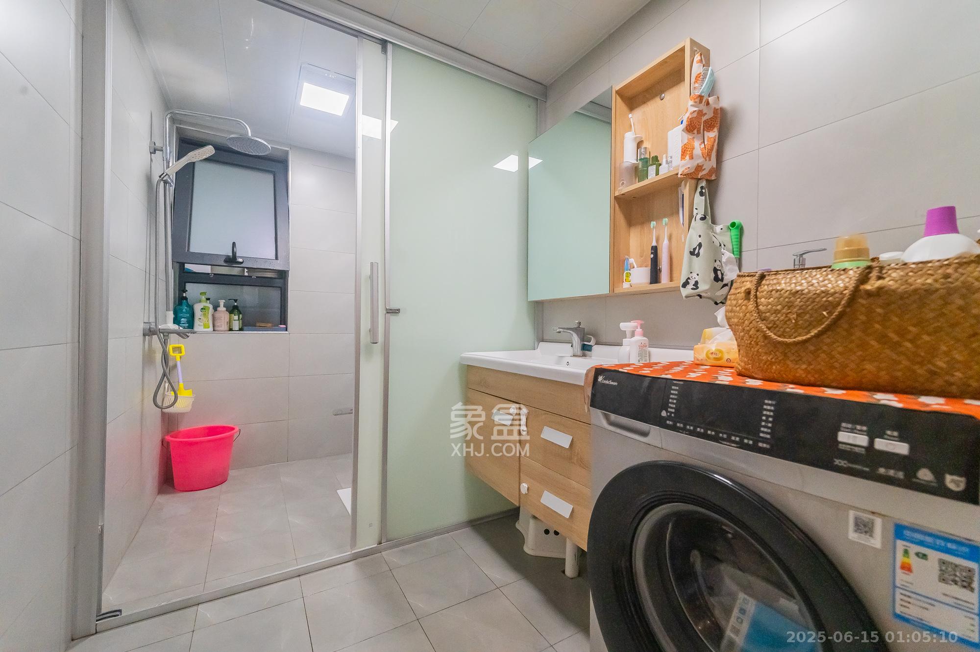 恒基凯旋门三期 3室2厅2卫 109.8万 恒基凯旋门三期 3室2厅2卫 109.8万卫生间