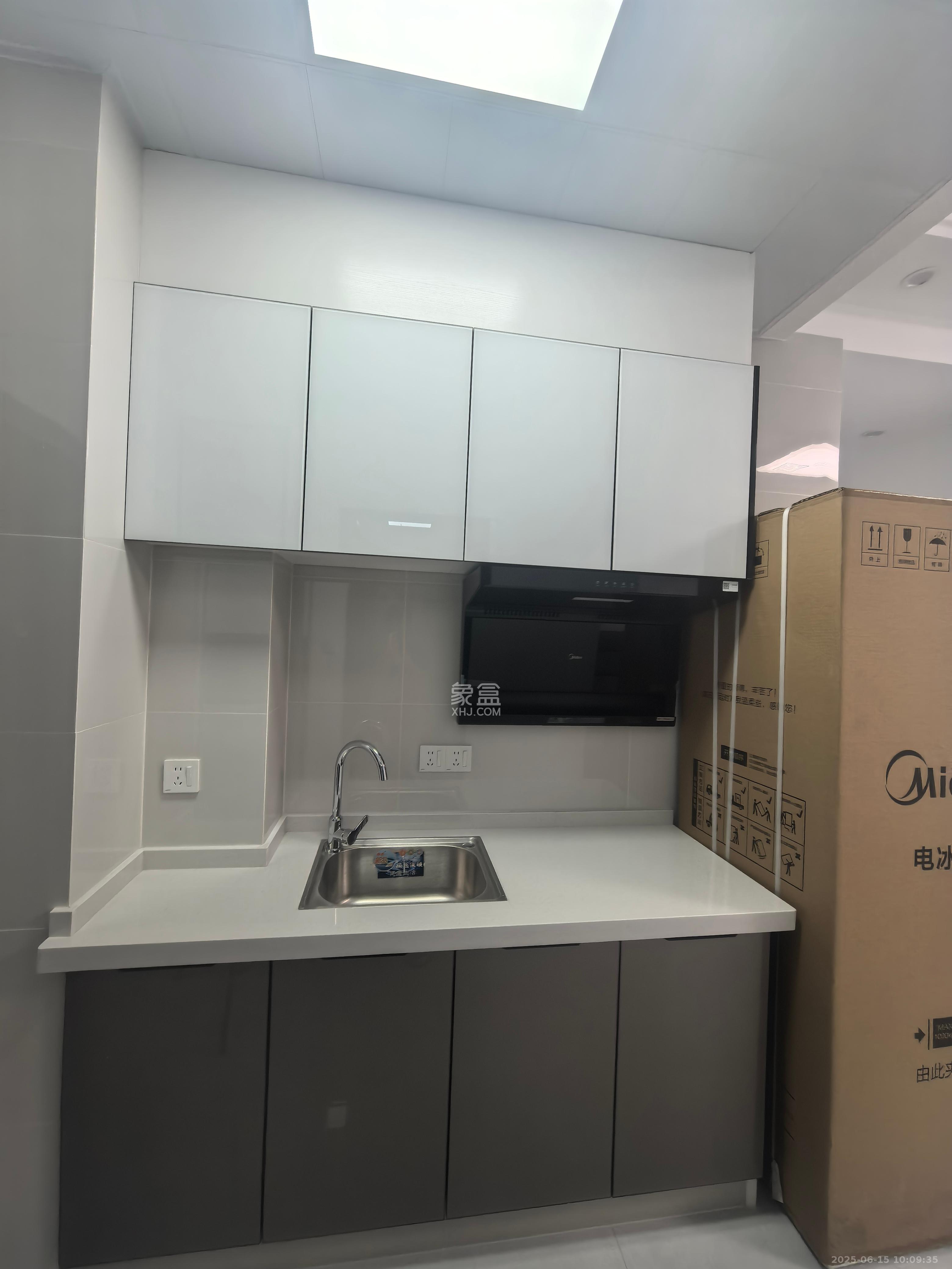 中建悦和城  2室1厅1卫    2400.0元/月室内图