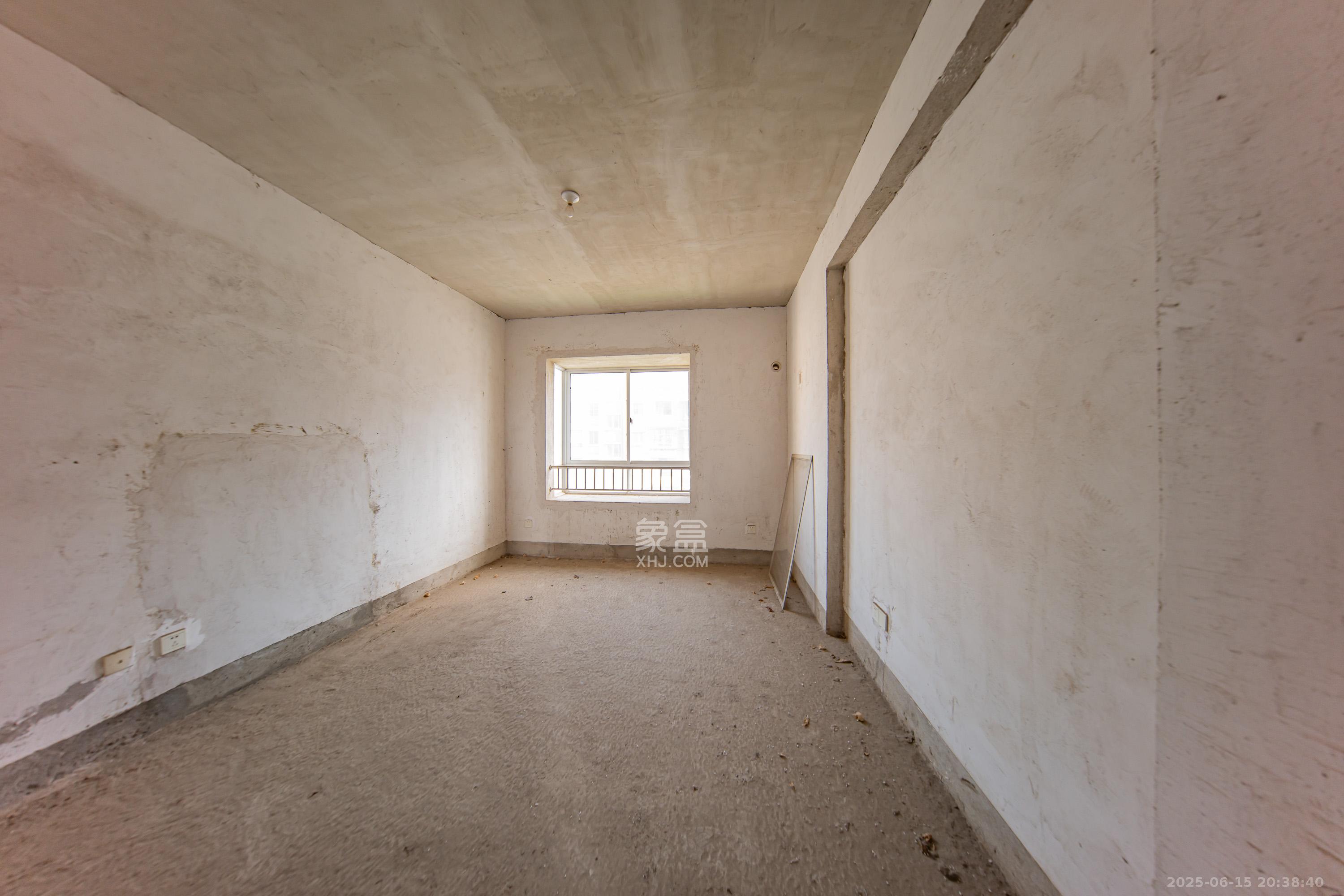 含浦家苑 3室2厅2卫 68.0万 含浦家苑 3室2厅2卫 68.0万卧室