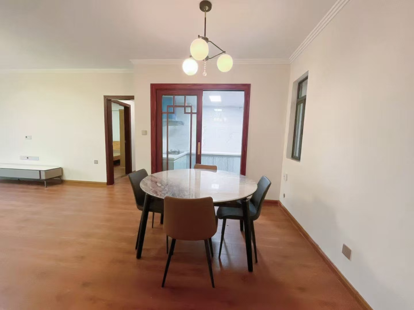 水岸阳光A小区 3室2厅2卫 145.0万 水岸阳光A小区 3室2厅2卫 145.0万室内图