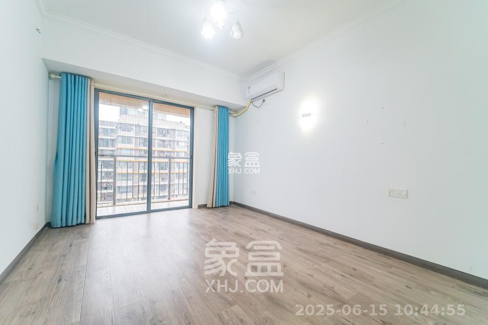 恒基凯旋门一二期 4室2厅3卫 3600.0元/月 恒基凯旋门一二期 4室2厅3卫 3600.0元/月室内图