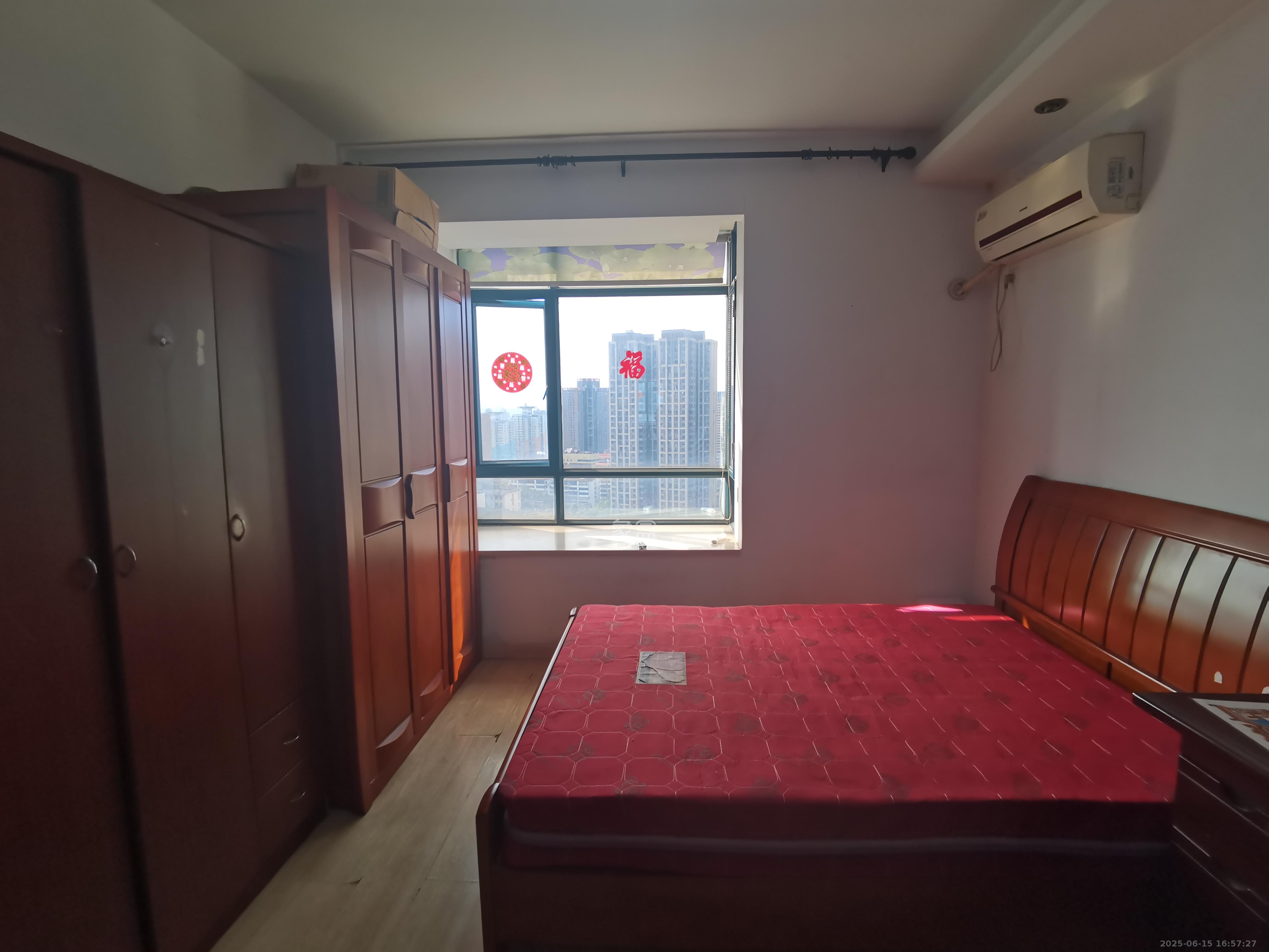 中江国际花城 1室1厅1卫 1300.0元/月 中江国际花城 1室1厅1卫 1300.0元/月室内图