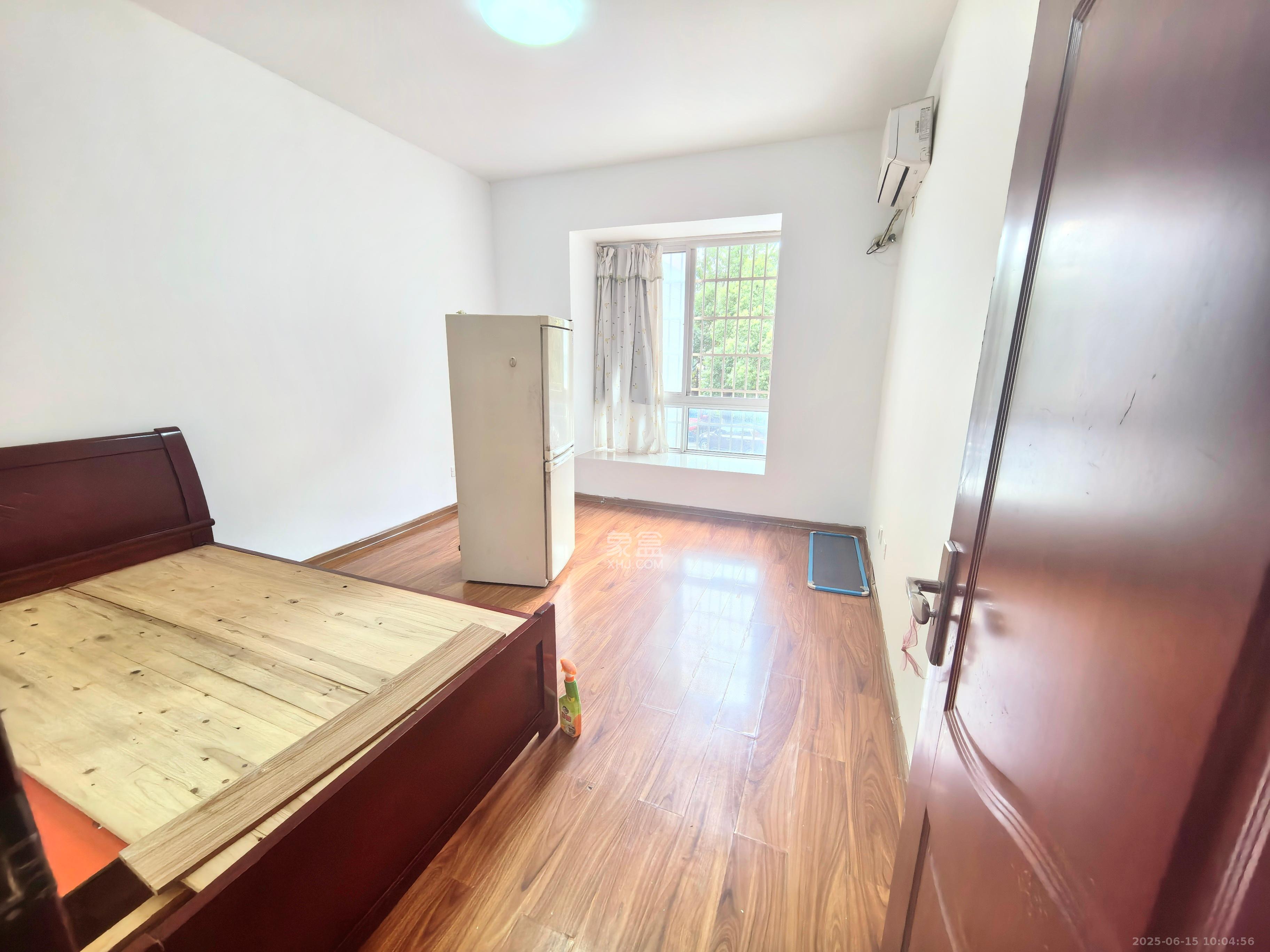 万鑫嘉园(万鑫阳光嘉园) 2室2厅1卫 1400.0元/月 万鑫嘉园(万鑫阳光嘉园) 2室2厅1卫 1400.0元/月室内图