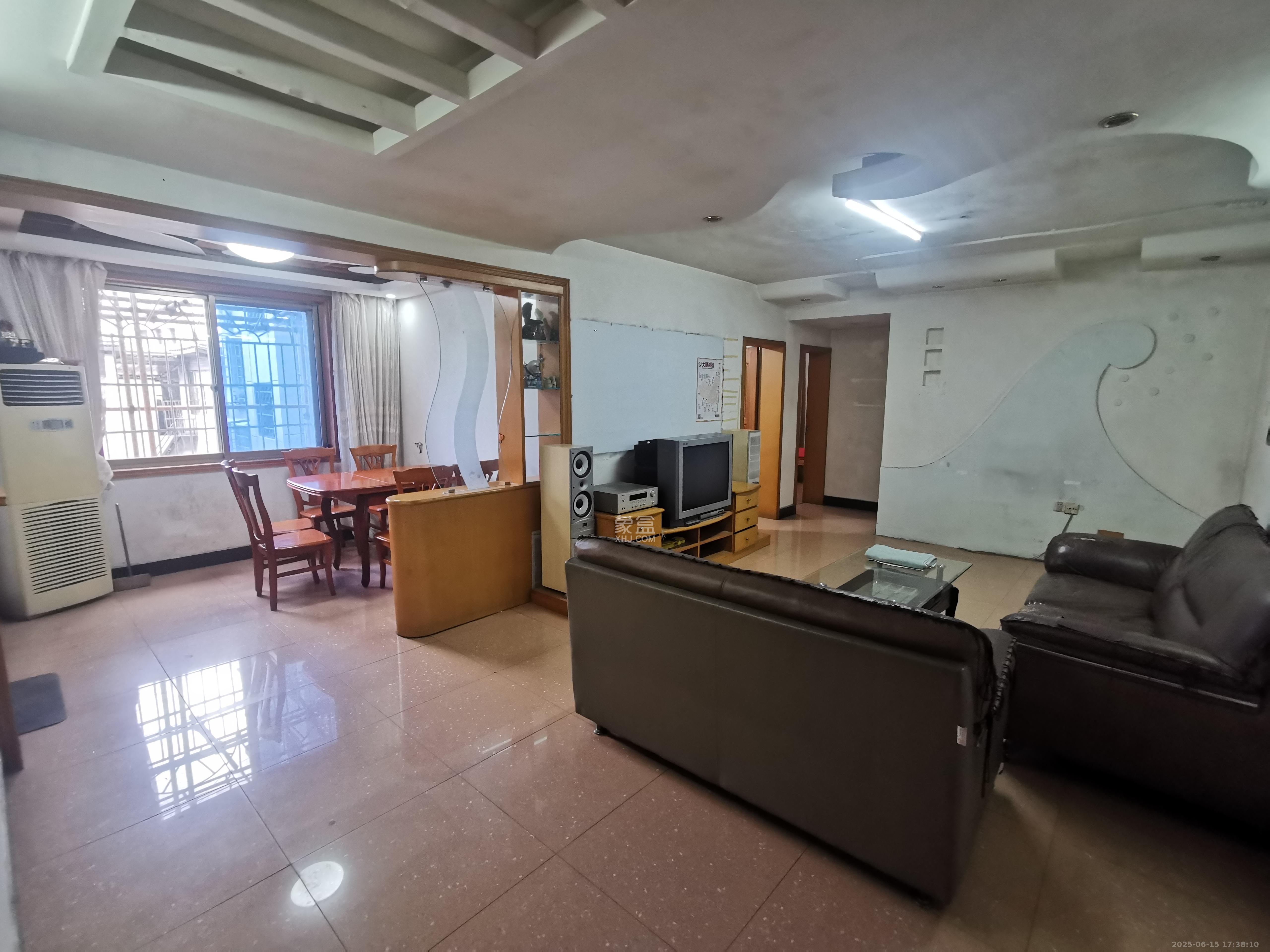 学院新村 3室1厅1卫 3600.0元/月 学院新村 3室1厅1卫 3600.0元/月室内图