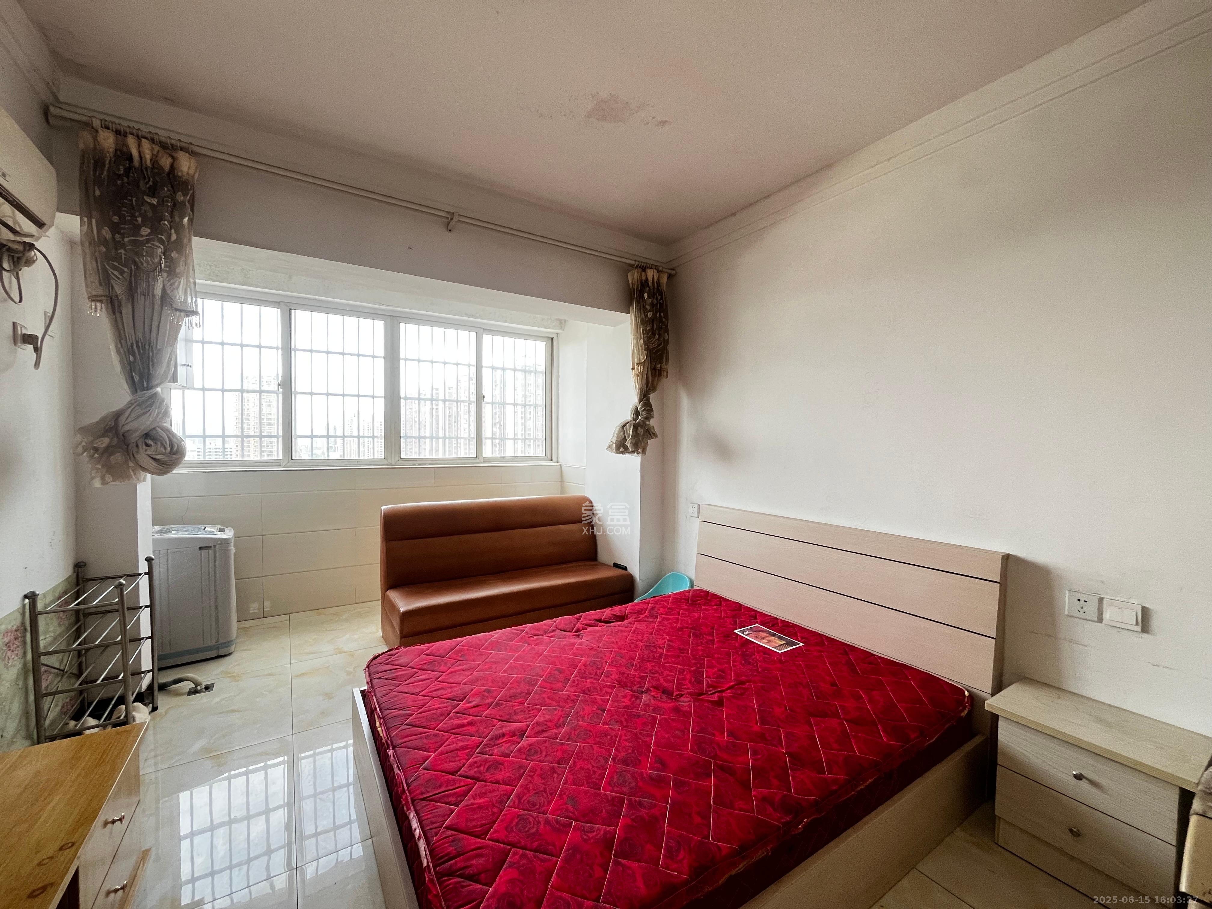 未来蜂巢 1室1厅1卫 900.0元/月 未来蜂巢 1室1厅1卫 900.0元/月室内图