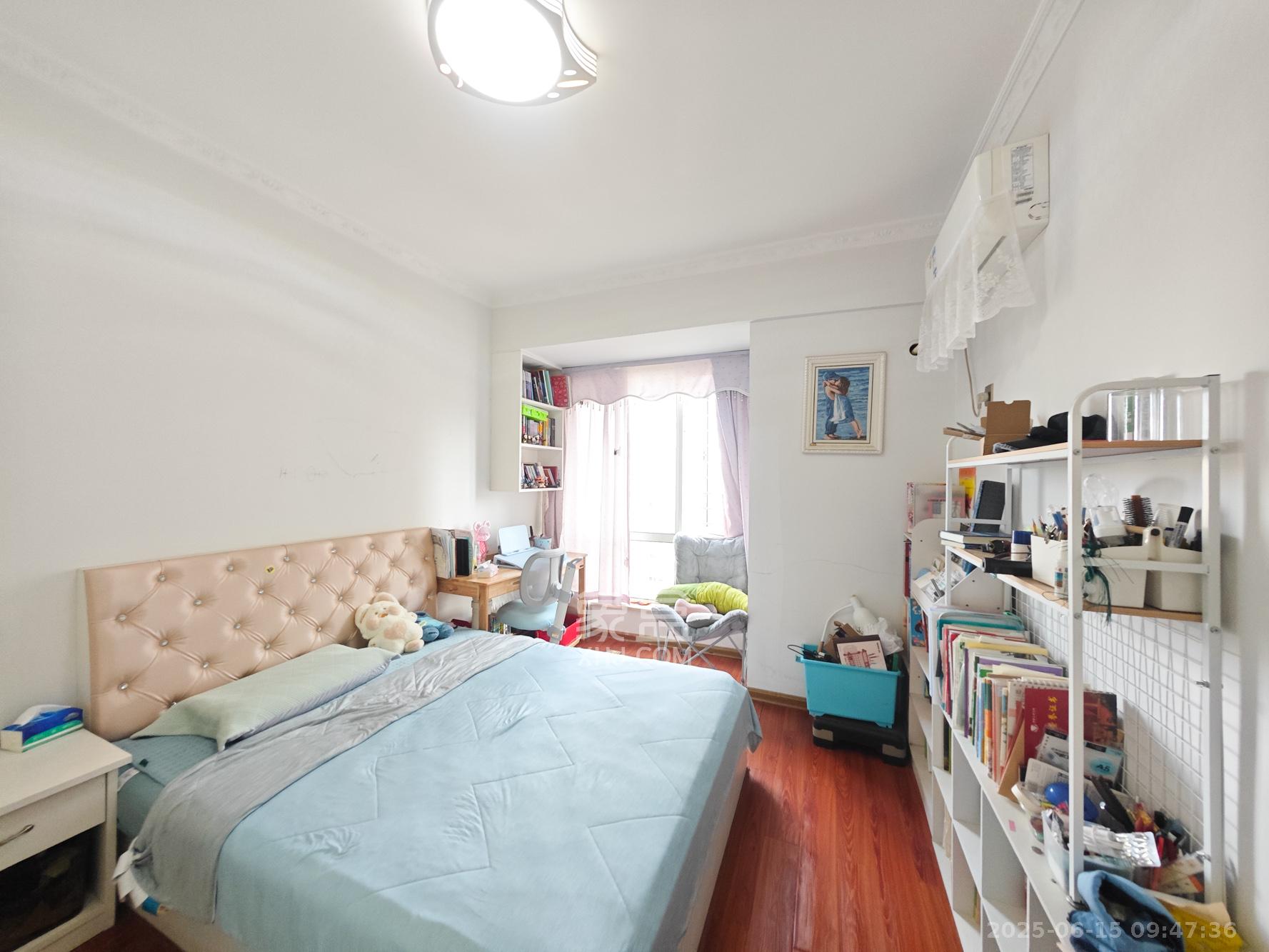 五矿万境水岸二期(五矿万境水岸和苑) 2室2厅1卫 91.8万 五矿万境水岸二期(五矿万境水岸和苑) 2室2厅1卫 91.8万卧室