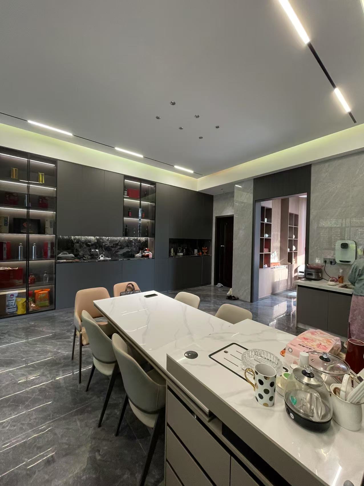 建发央著(悦发央著) 3室1厅2卫 3800.0元/月 建发央著(悦发央著) 3室1厅2卫 3800.0元/月室内图