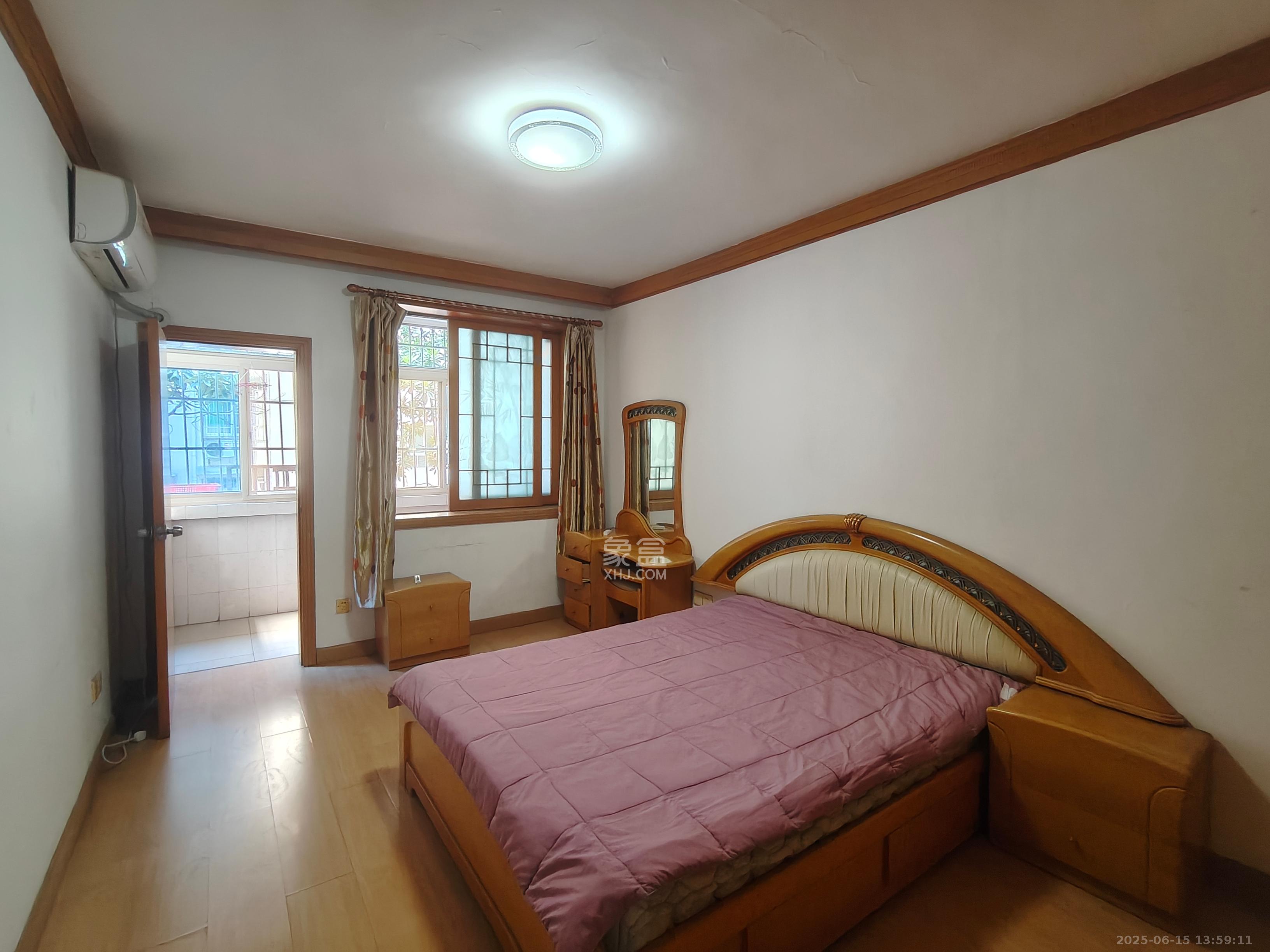 梨子山小区  2室1厅1卫   1600.00元/月室内图