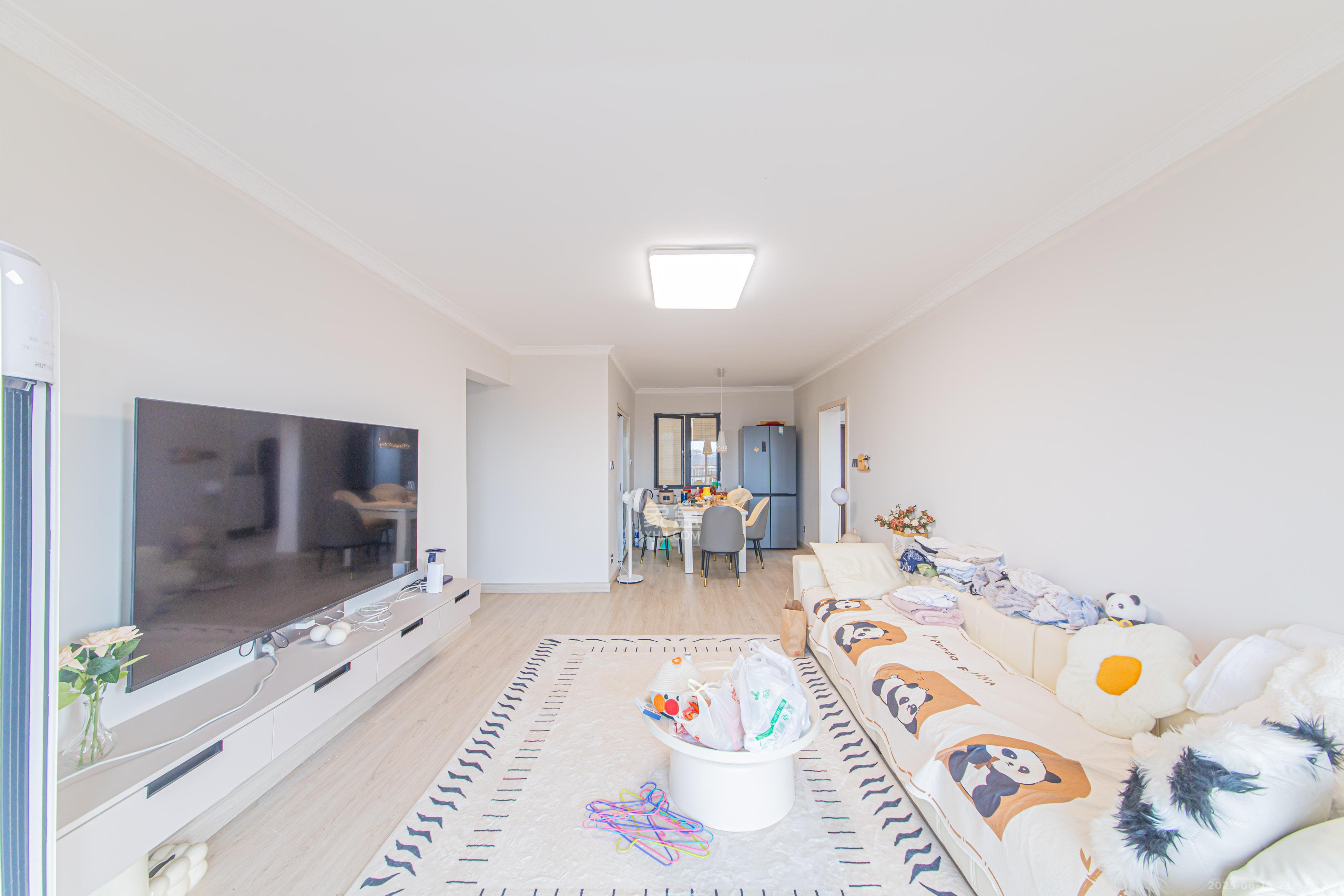 中建芙蓉嘉苑 3室2厅2卫 115.0万 中建芙蓉嘉苑 3室2厅2卫 115.0万客厅