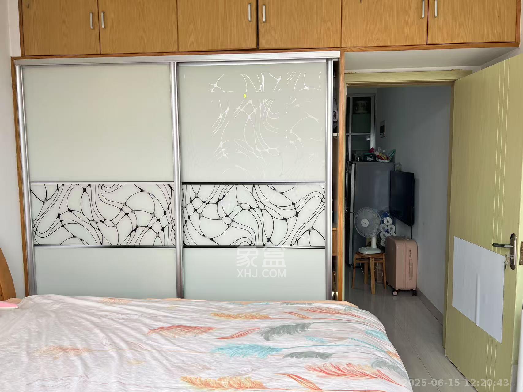 鑫远湘府逸园 1室1厅1卫 1300.0元/月 鑫远湘府逸园 1室1厅1卫 1300.0元/月室内图