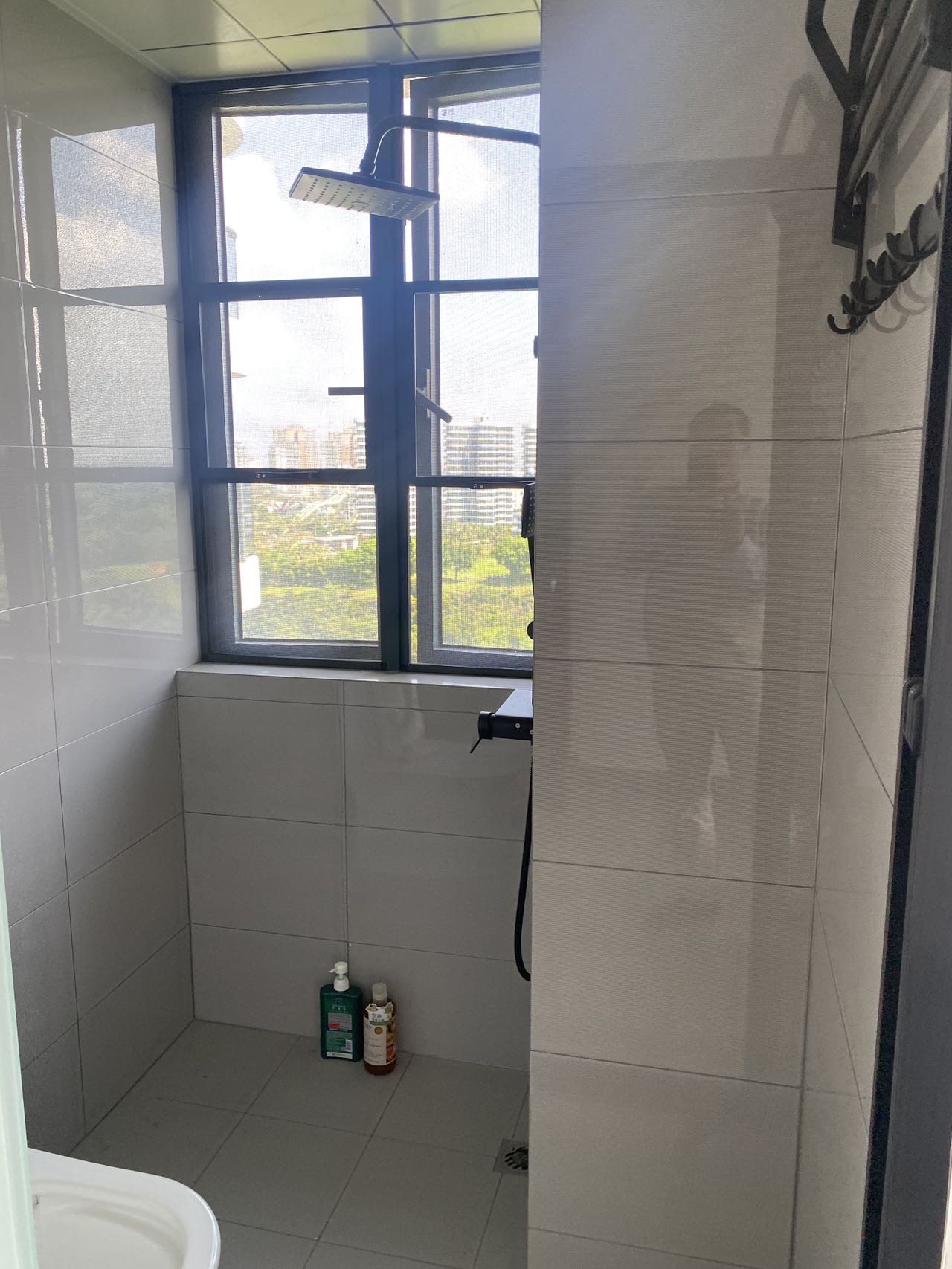 观澜湖九里 3室2厅1卫 168.0万 观澜湖九里 3室2厅1卫 168.0万客厅