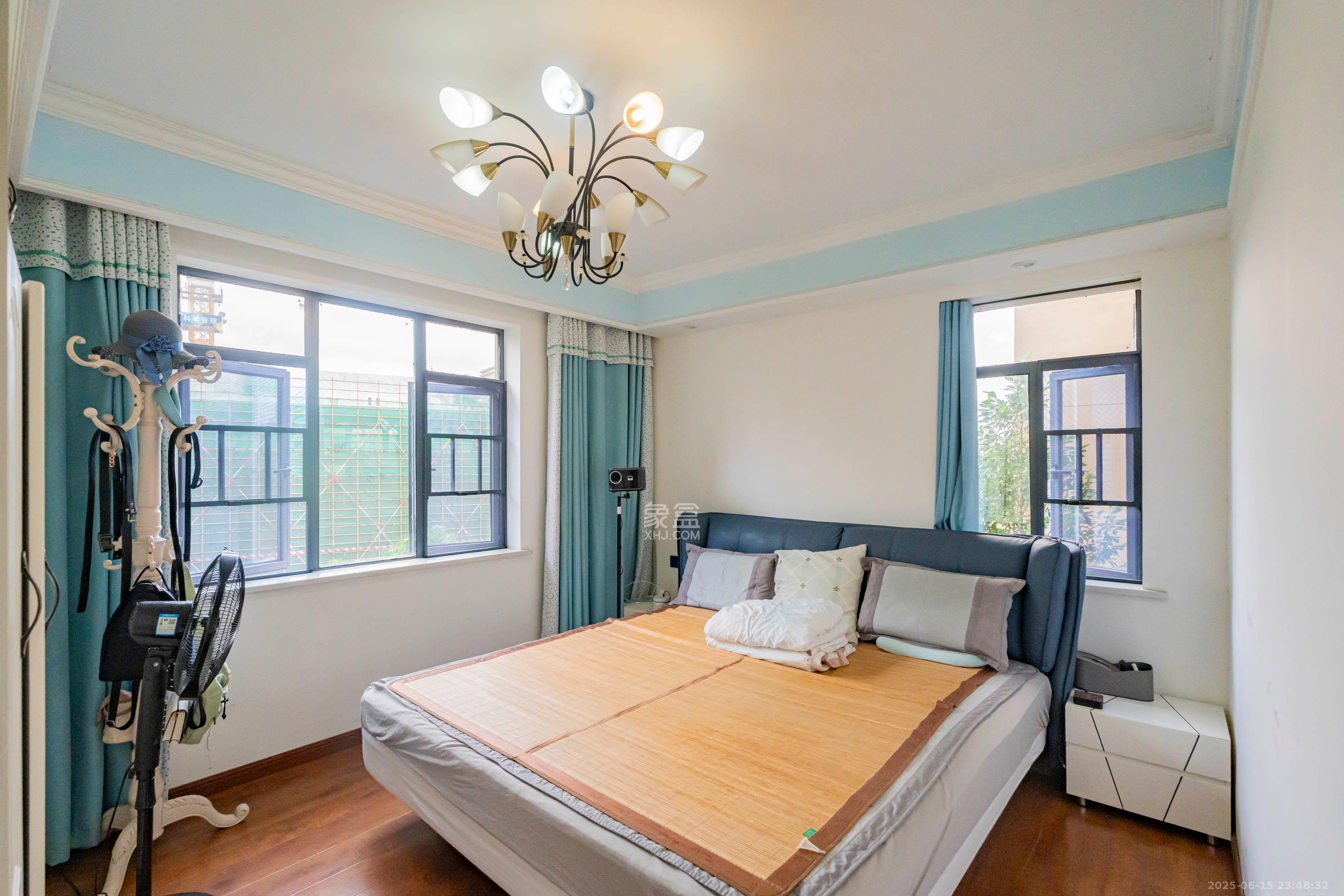 悦湖山 3室2厅1卫 78.0万 悦湖山 3室2厅1卫 78.0万卧室