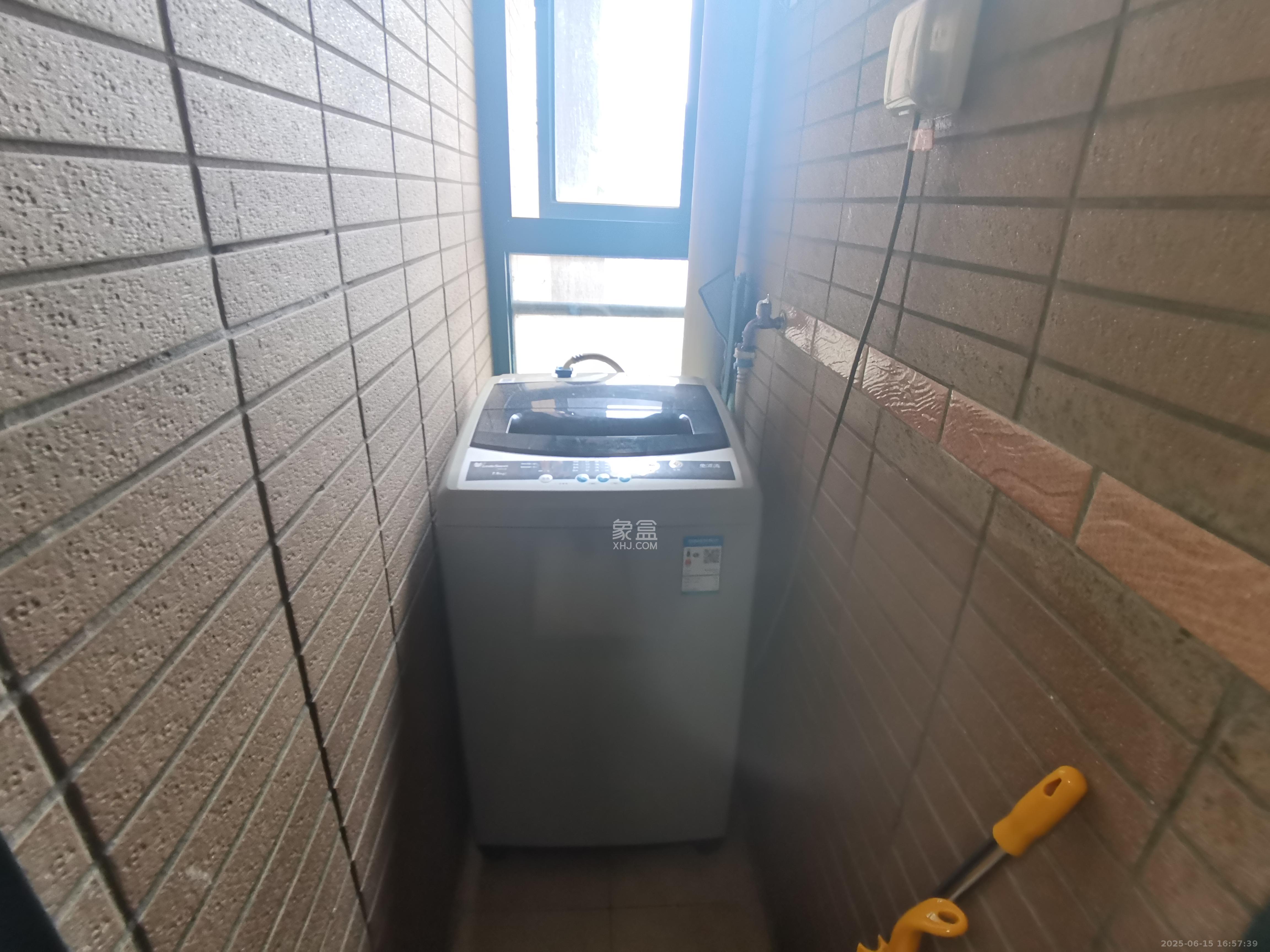 中江国际花城 1室1厅1卫 1300.0元/月 中江国际花城 1室1厅1卫 1300.0元/月室内图