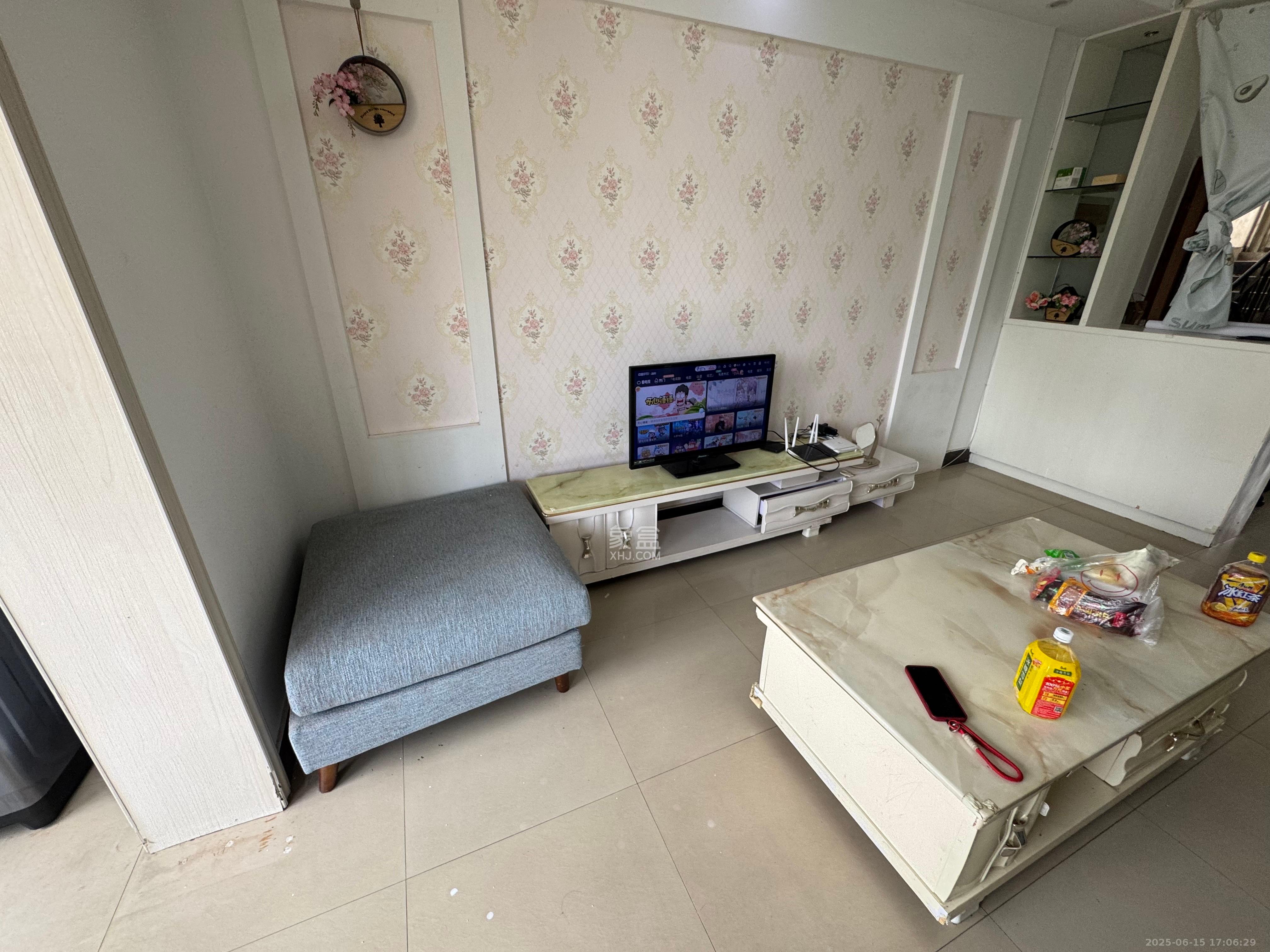 华欣公寓 2室2厅1卫 1600.0元/月 华欣公寓 2室2厅1卫 1600.0元/月室内图