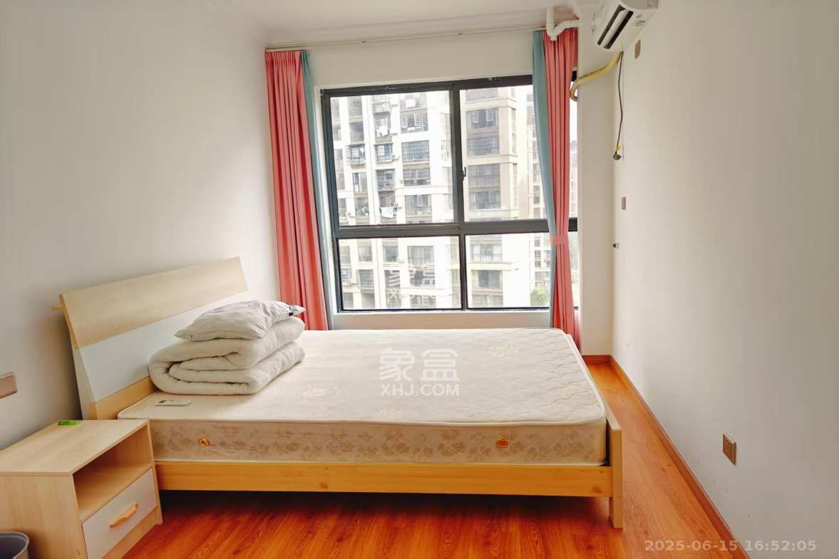 五矿紫湖香醍  4室2厅2卫    2200.0元/月 五矿紫湖香醍  4室2厅2卫    2200.0元/月室内图