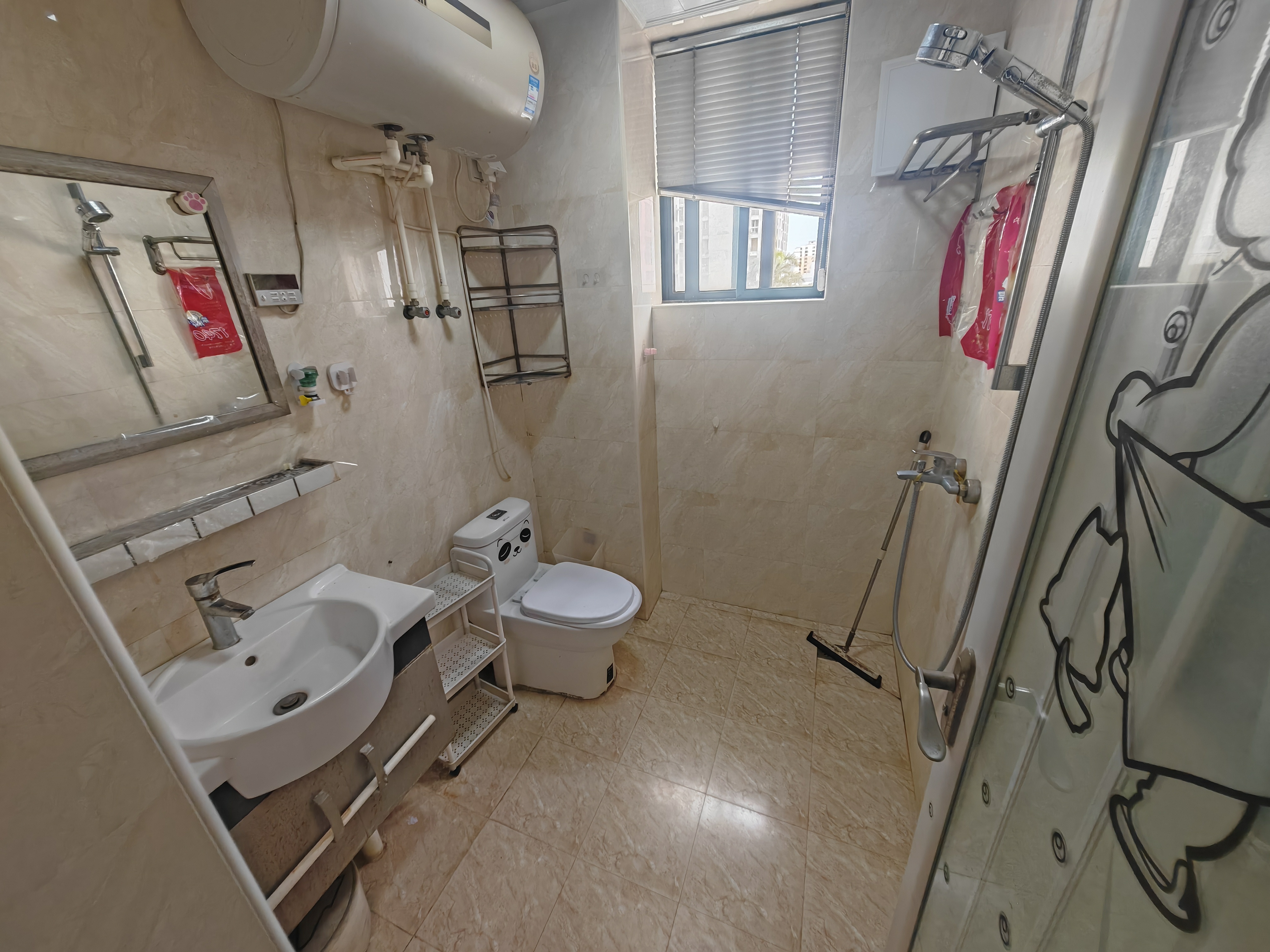 中景花园  2室2厅1卫   2300.00元/月室内图