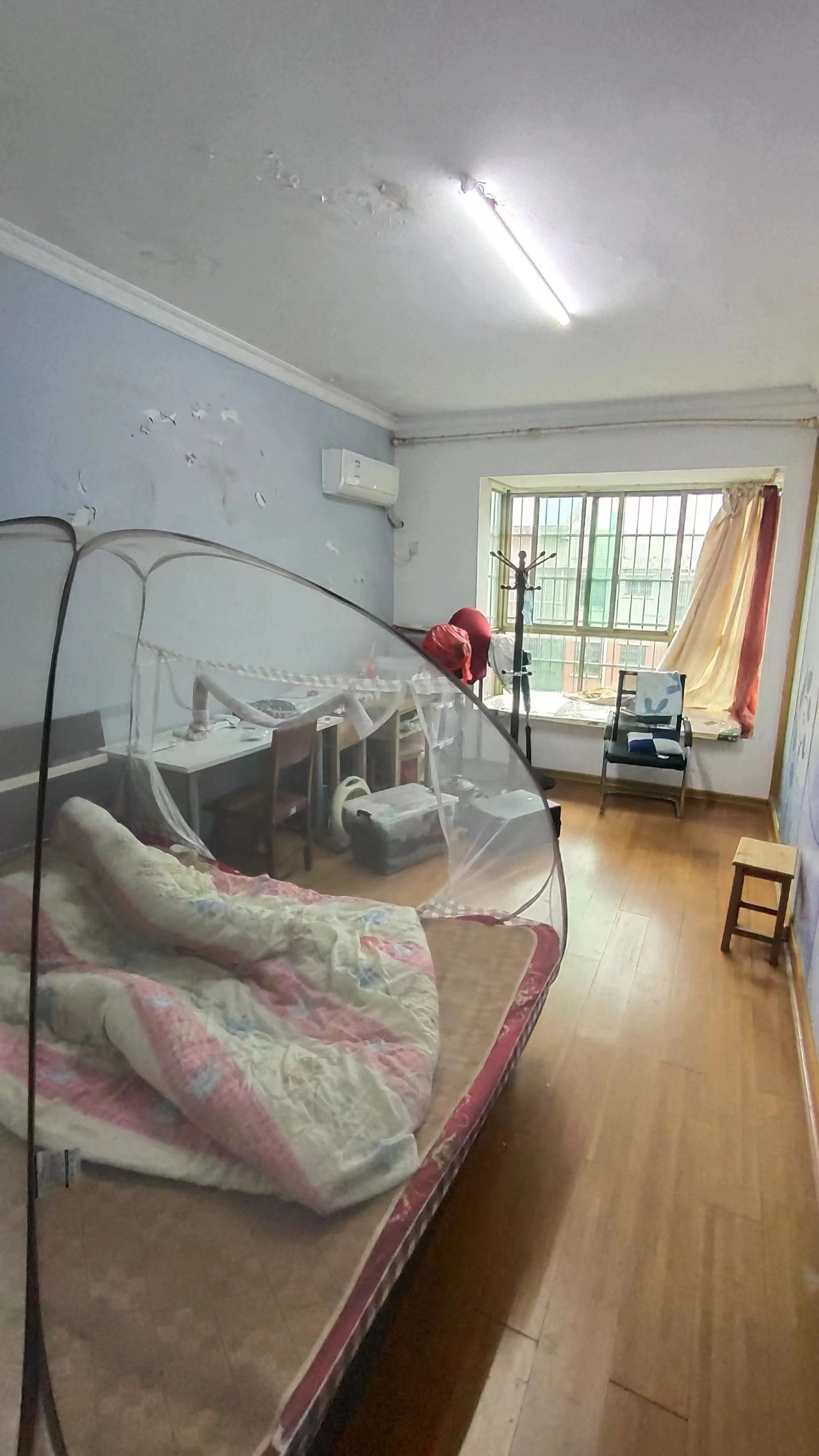 南华苑 1室0厅0卫 2500.0元/月 南华苑 1室0厅0卫 2500.0元/月室内图