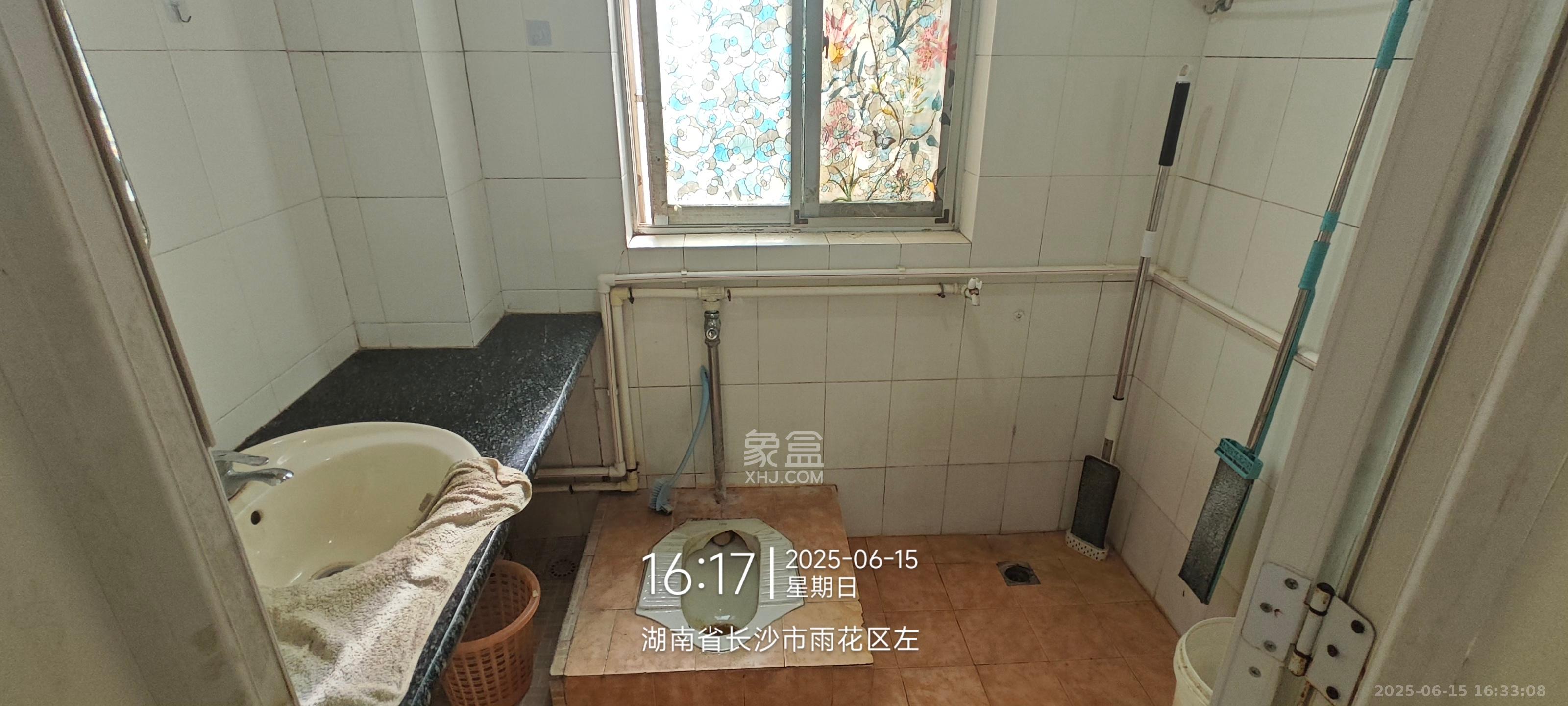 天韵家园  2室1厅1卫   1500.00元/月室内图