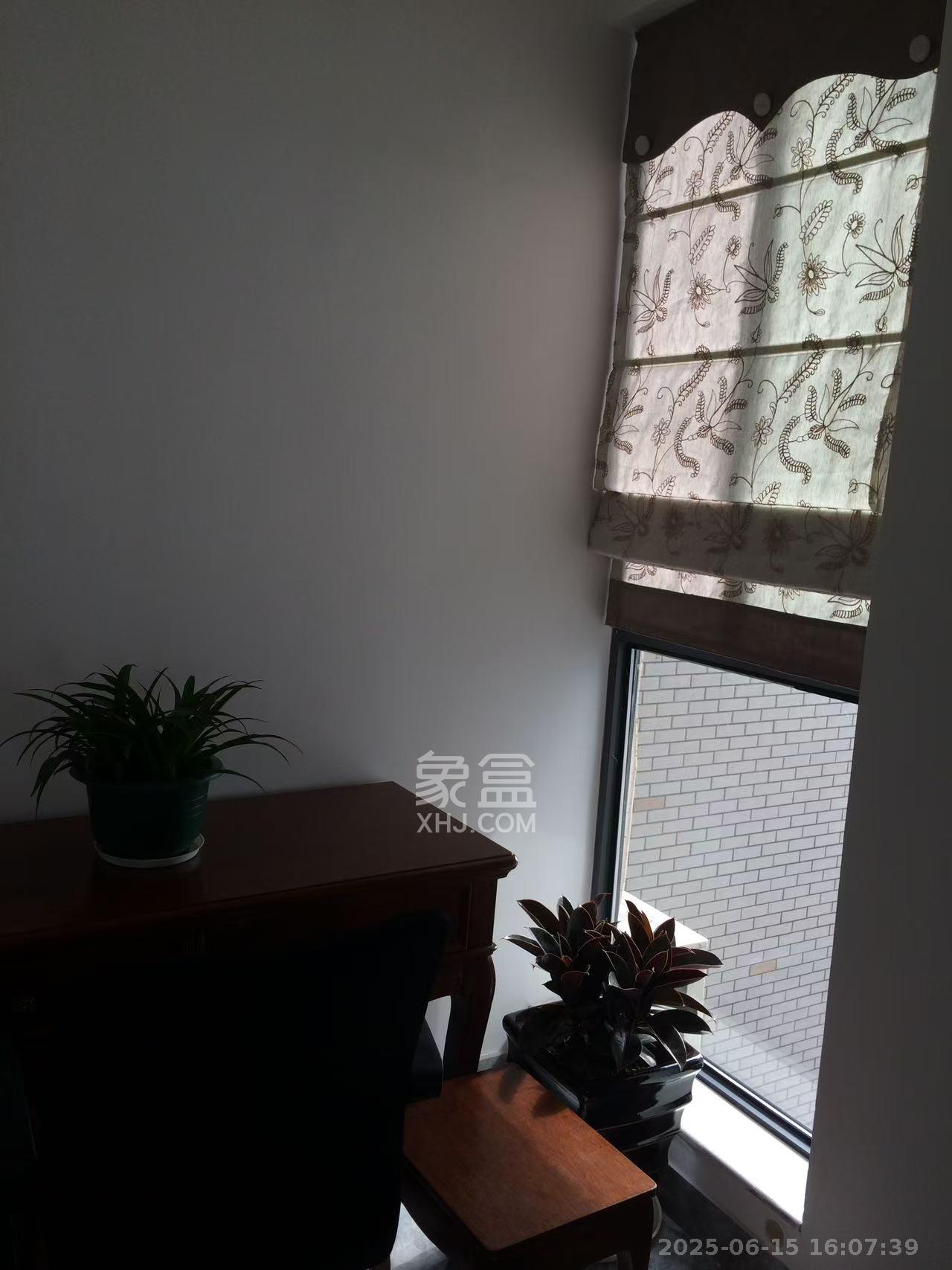 曙光领峰(曙光家园) 3室2厅1卫 2800.0元/月 曙光领峰(曙光家园) 3室2厅1卫 2800.0元/月室内图