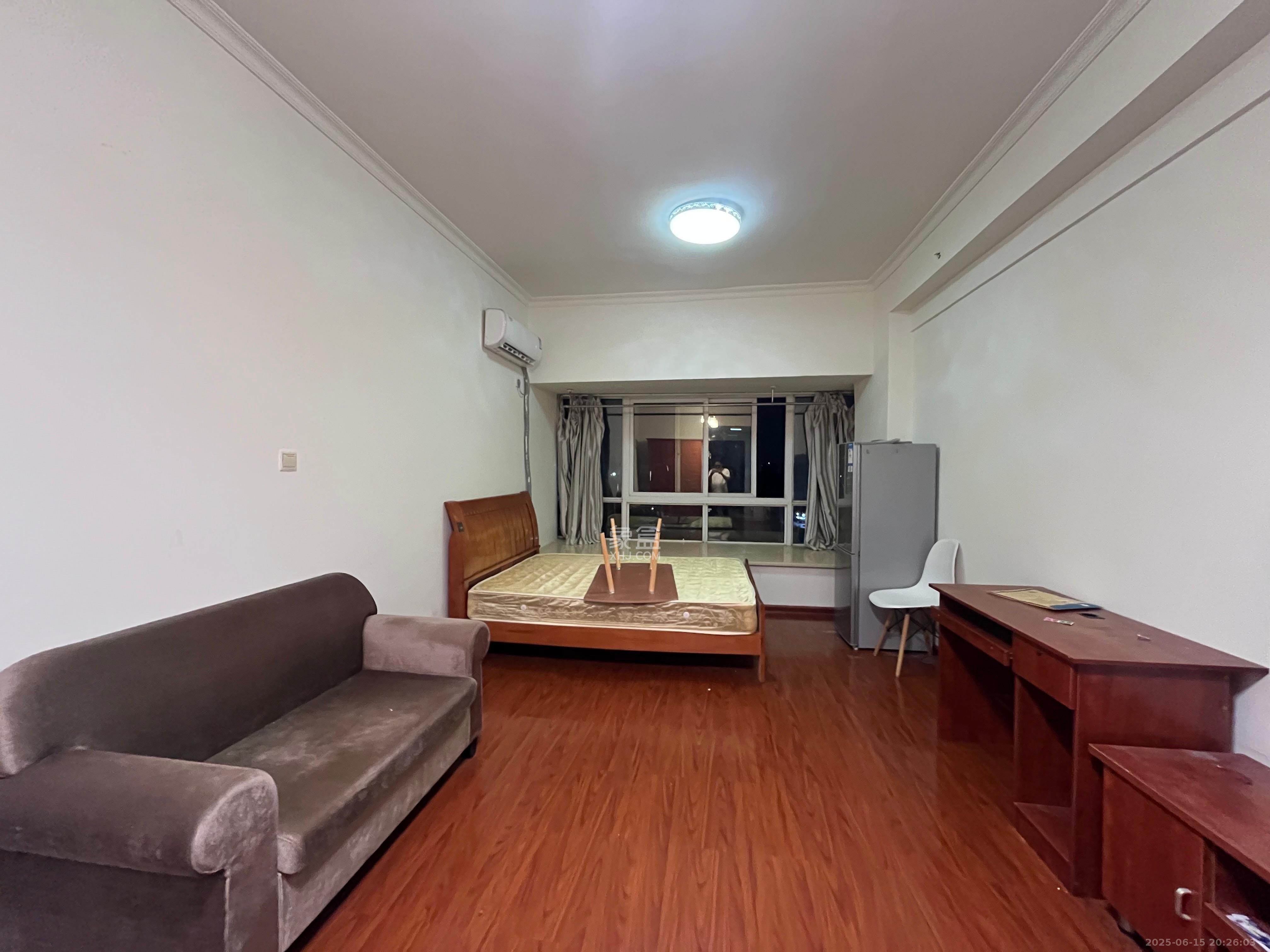 星城荣域 1室1厅1卫 1200.0元/月 星城荣域 1室1厅1卫 1200.0元/月室内图