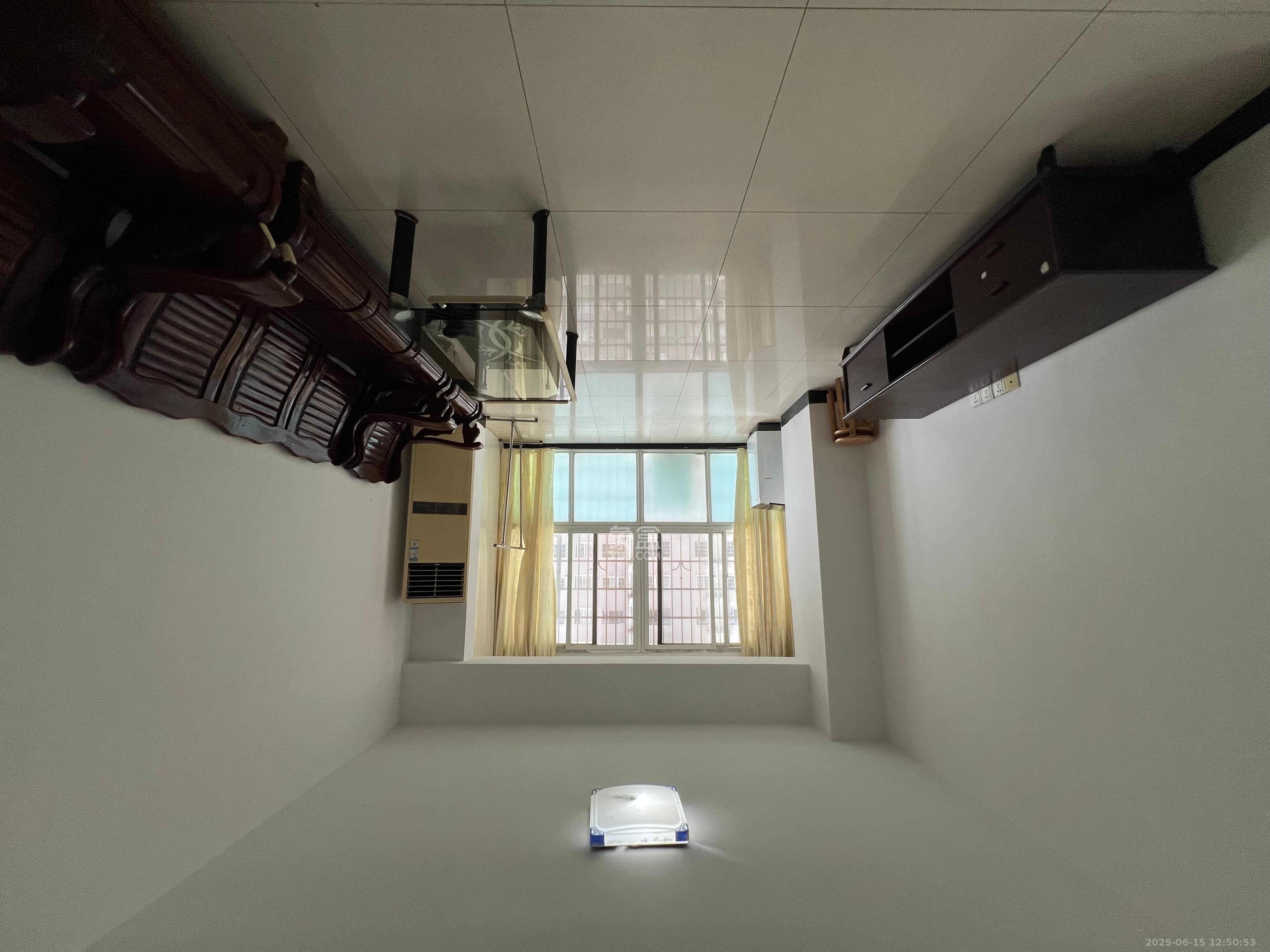 广泰家园  3室2厅2卫    1600.0元/月 广泰家园  3室2厅2卫    1600.0元/月室内图