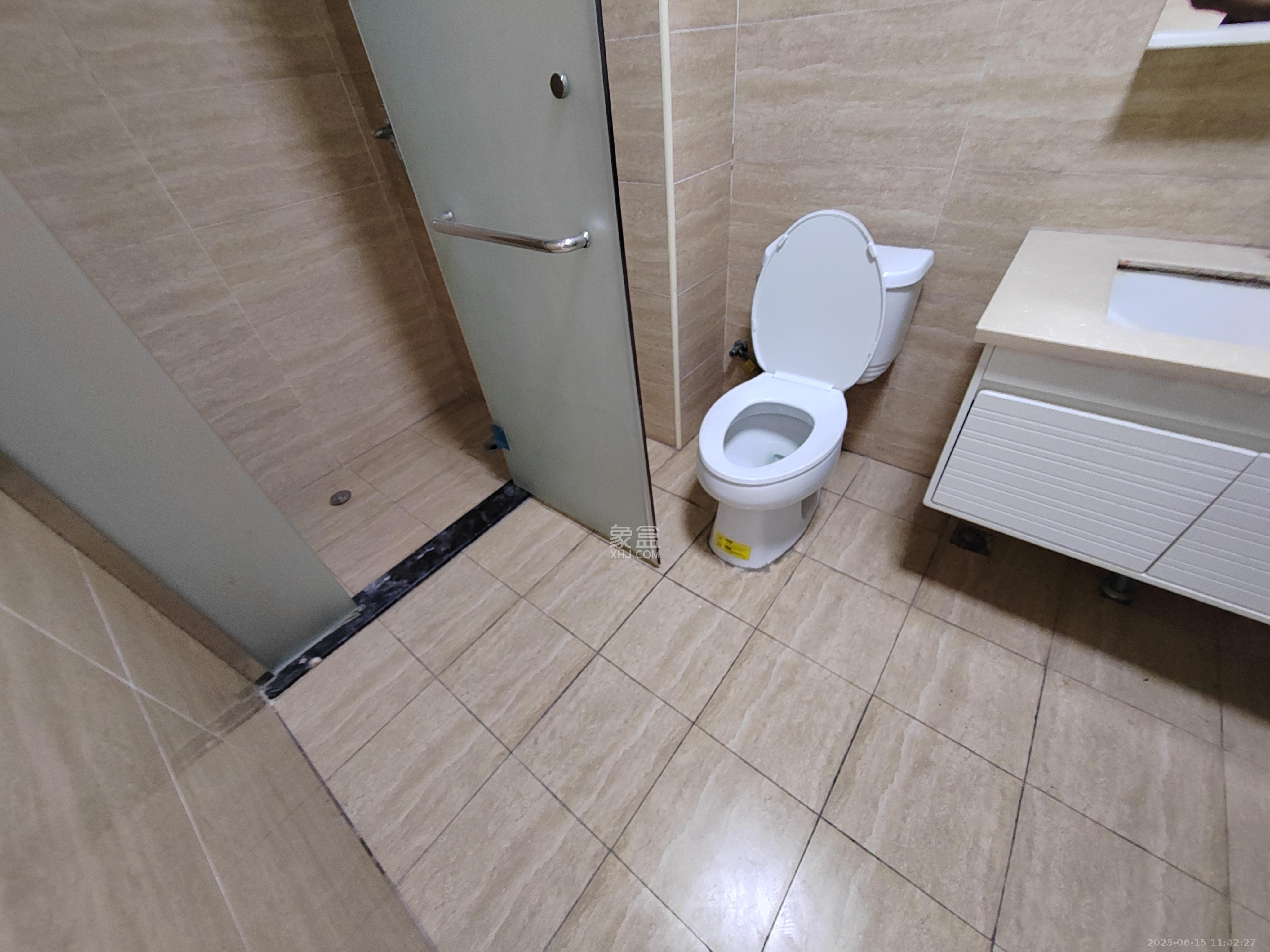 钰龙天下二期（钰龙佳园）   93.0㎡     2600.00元/月室内图