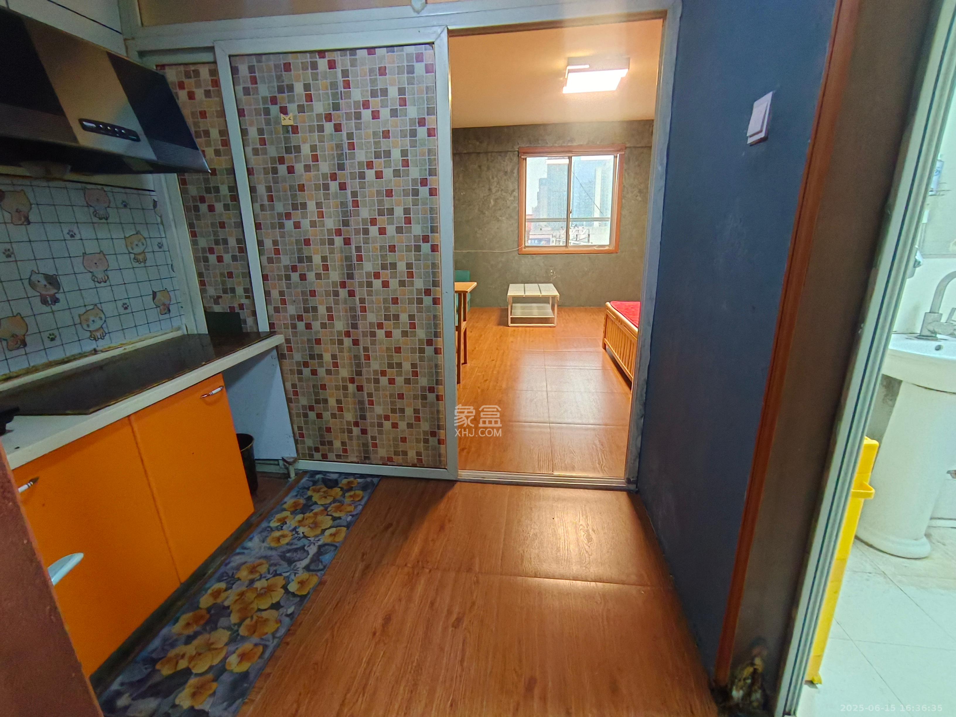 泰禹公馆  1室1厅1卫    1200.0元/月室内图