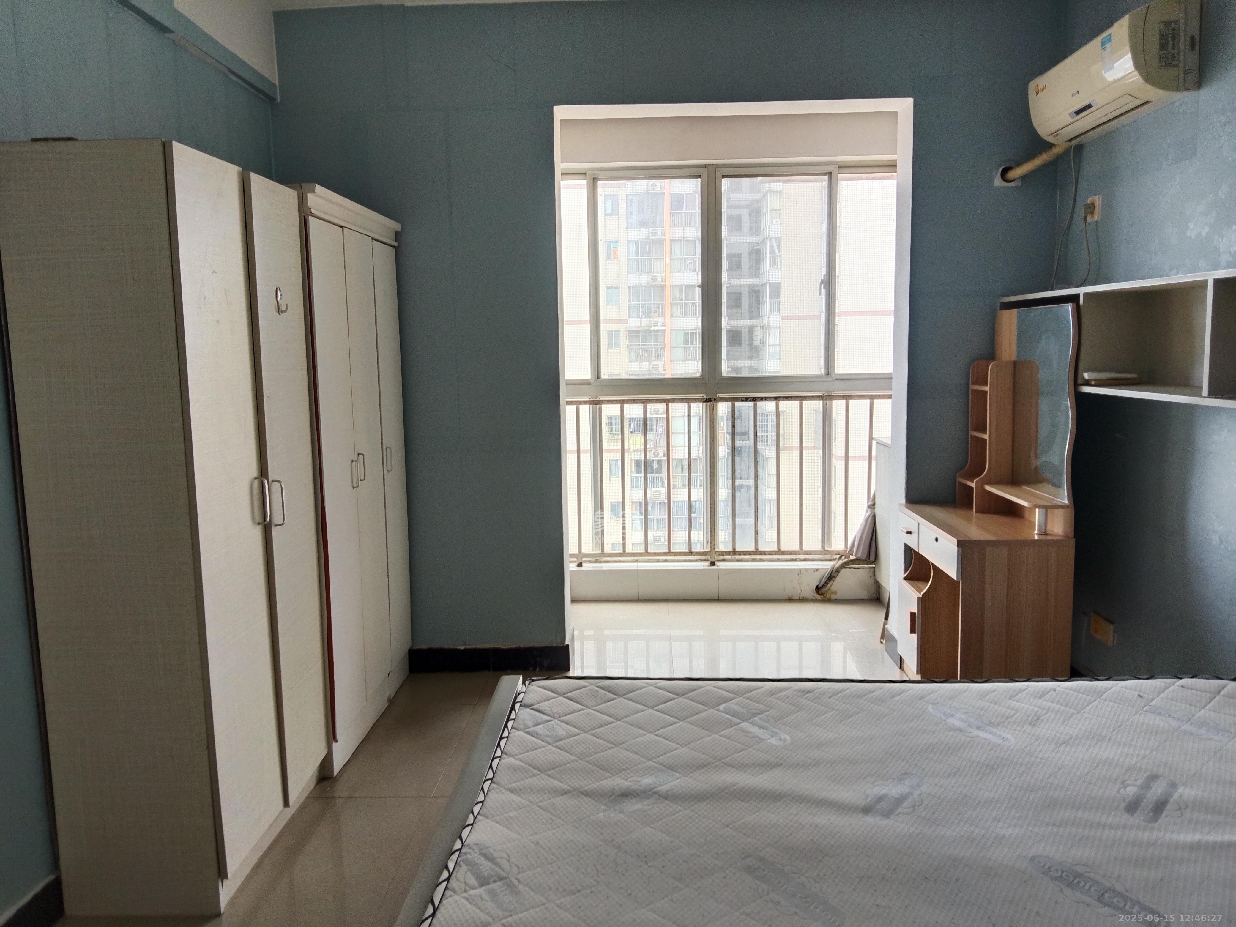 东方新世界 2室2厅1卫 2200.0元/月 东方新世界 2室2厅1卫 2200.0元/月室内图