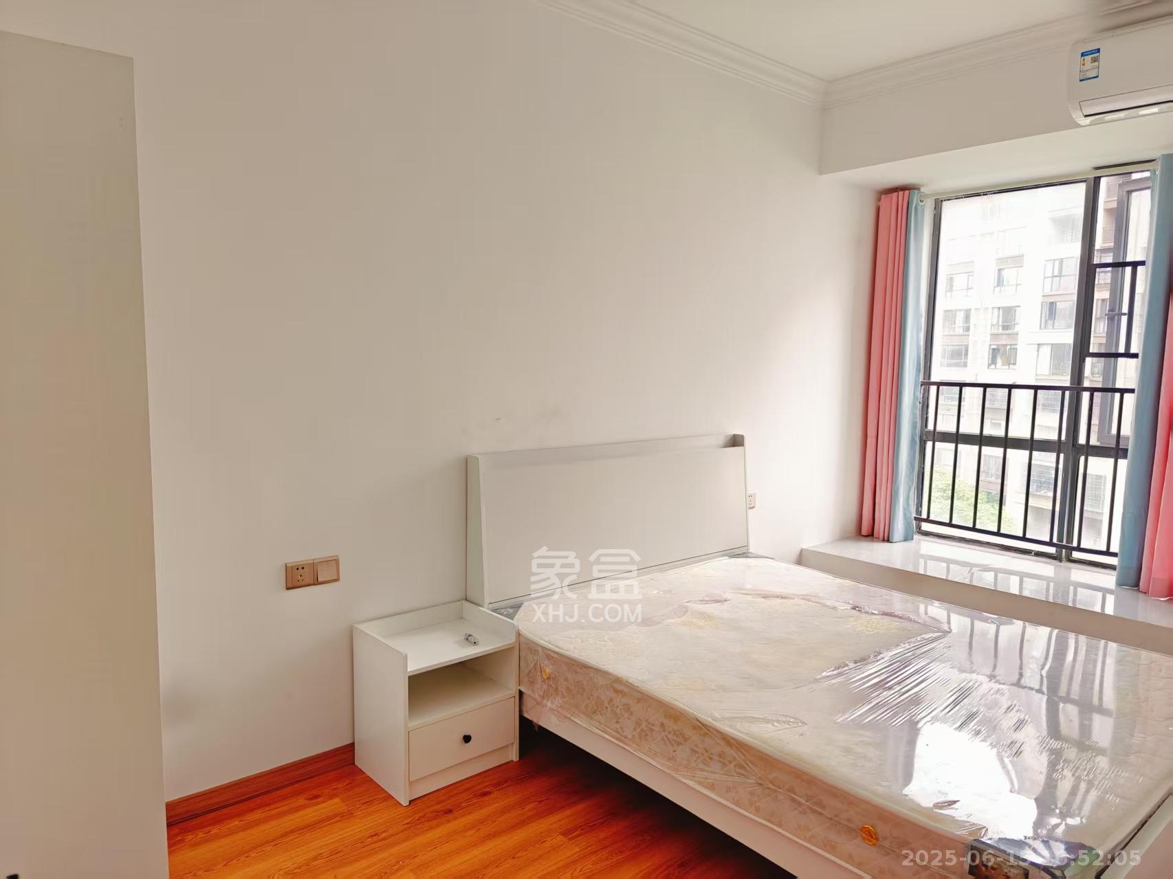 五矿紫湖香醍  4室2厅2卫    2200.0元/月 五矿紫湖香醍  4室2厅2卫    2200.0元/月室内图