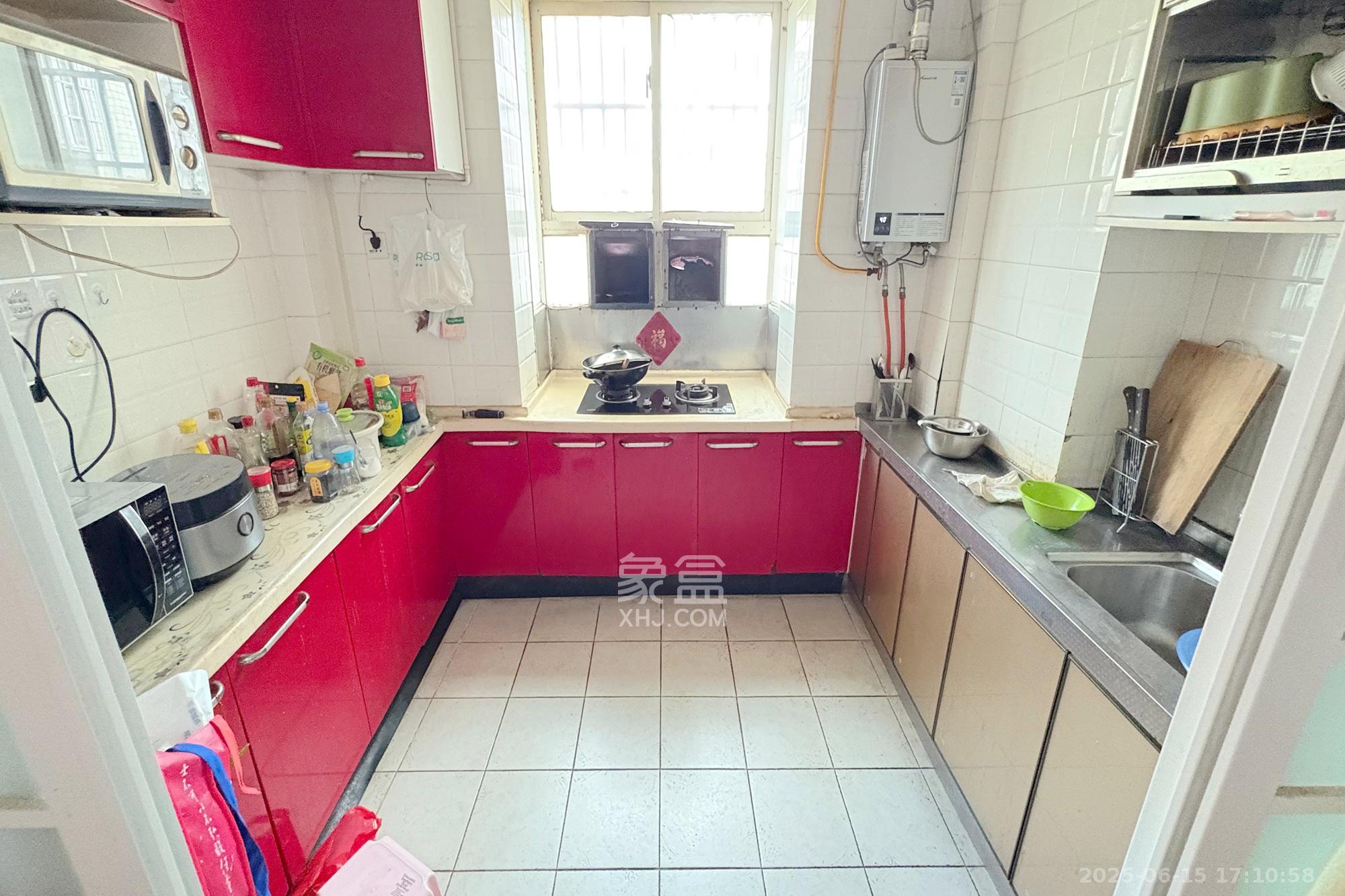 金利苑 3室2厅2卫 59.0万 金利苑 3室2厅2卫 59.0万厨房